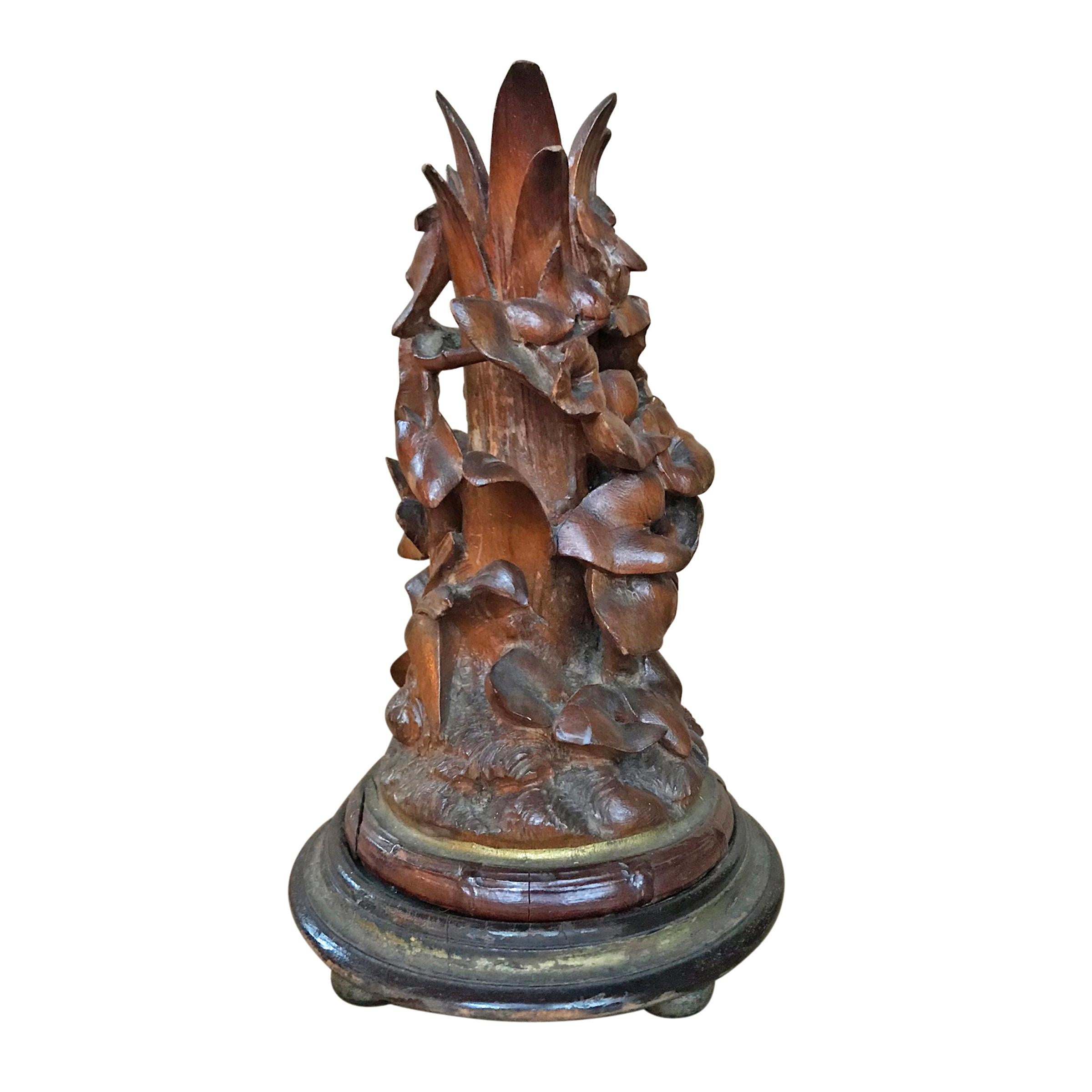 Sculpté à la main Paire de bougeoirs de la Forêt-Noire du 19ème siècle en vente