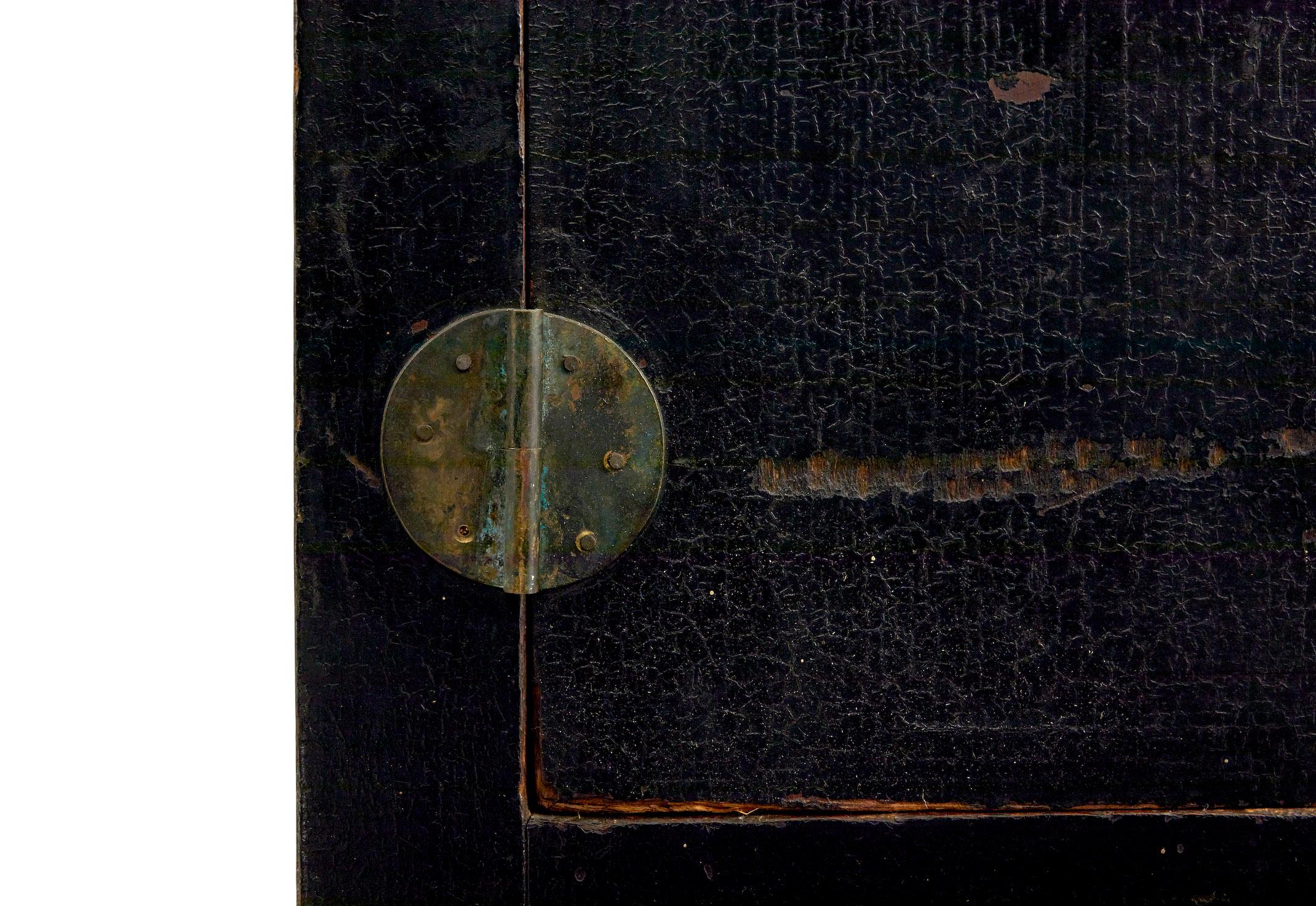 Pair of 19th century black lacquered Chinese compound cabinets For Sale 1