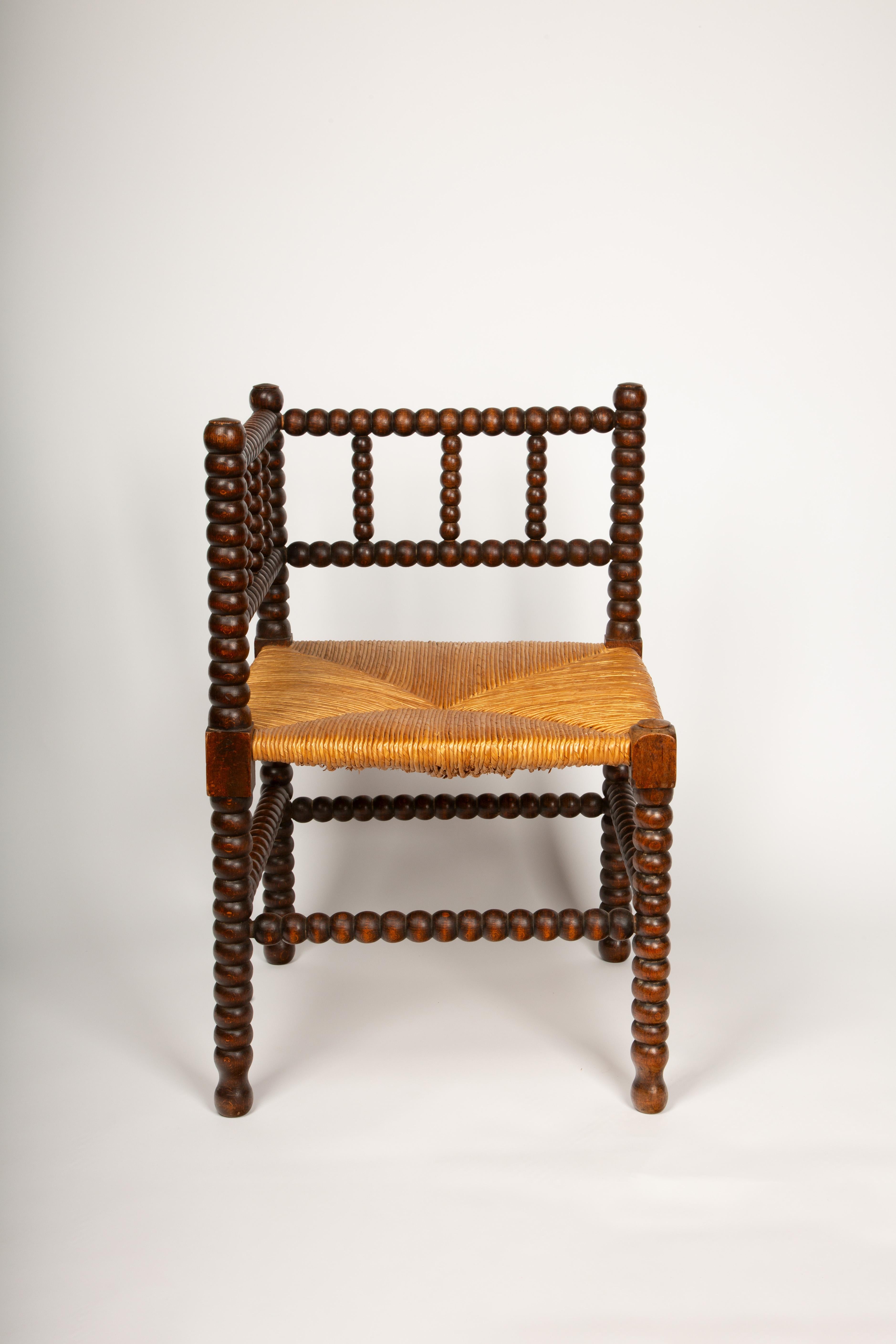 Pair of 19th Century Bobbin-Turned Wood Corner Chairs with Rush Seats 1