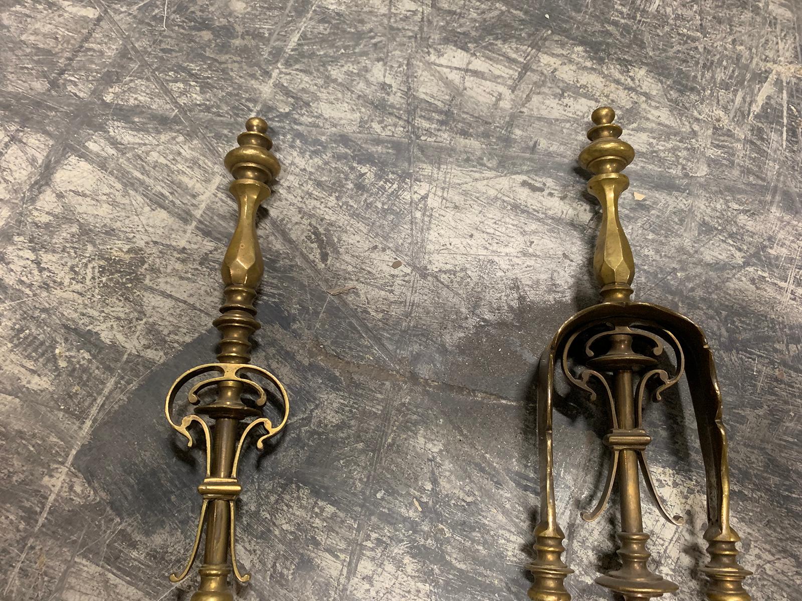 Pair of 19th Century Brass Fire Tools In Good Condition For Sale In Atlanta, GA