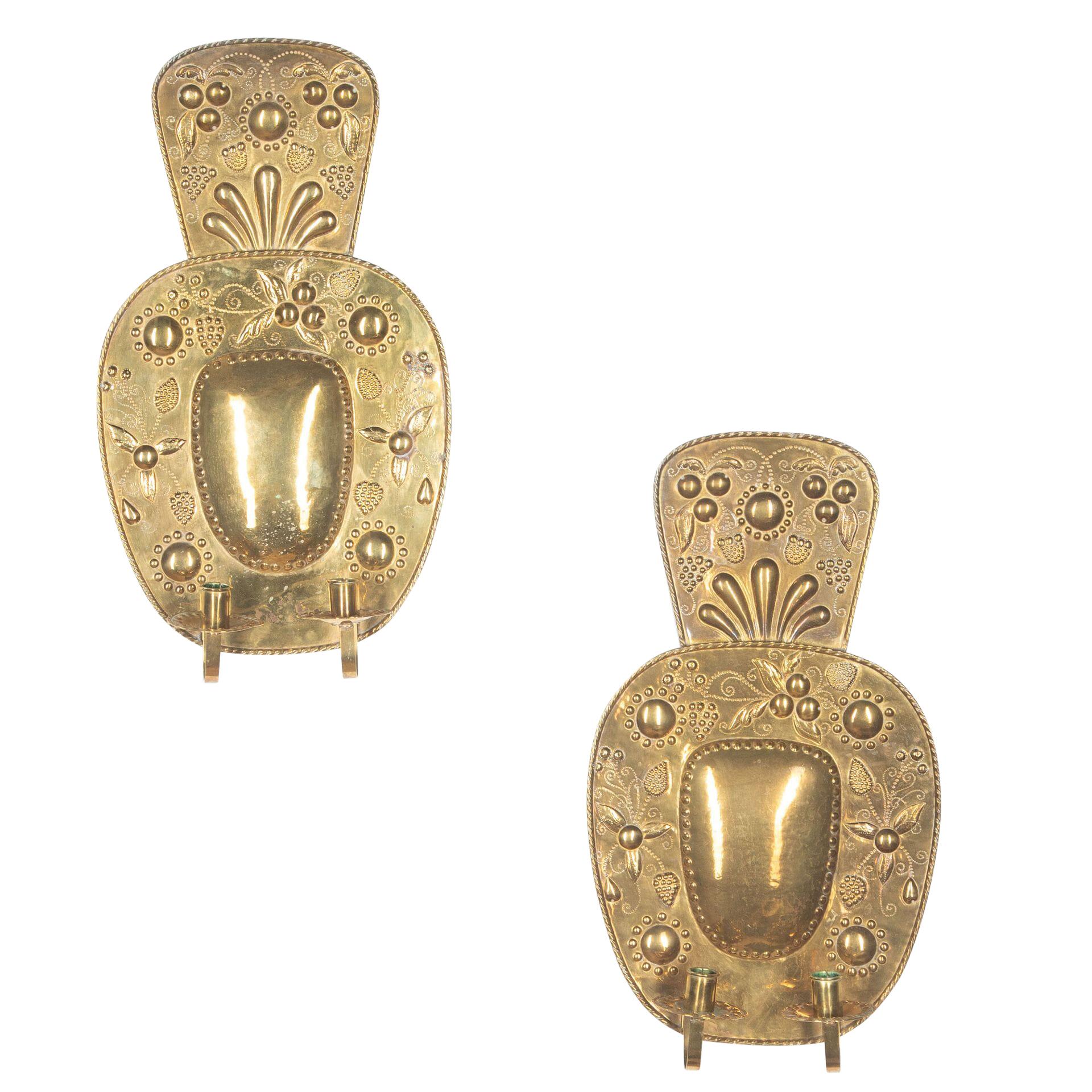 Pair of 19th Century Brass Repousse Wall Sconces 3