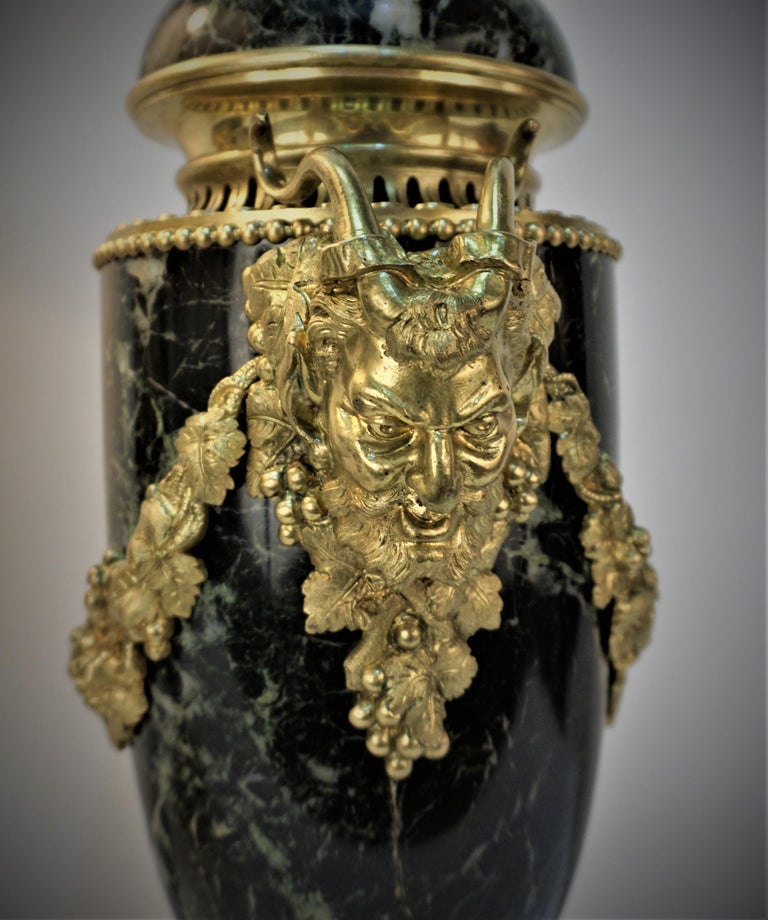 Pair of 19th Century Bronze and Marble Urn Table Lamps For Sale 1