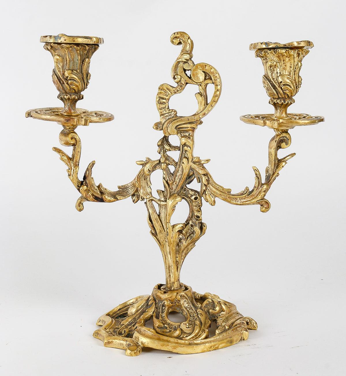Paire de chandeliers en bronze du XIXe siècle, période Napoléon III en vente 3