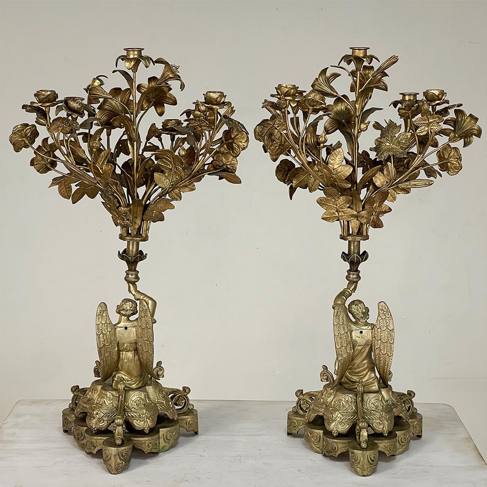 Pair of 19th Century Bronze Candlesticks with Angels, Napoleon III Period In Good Condition For Sale In Dallas, TX