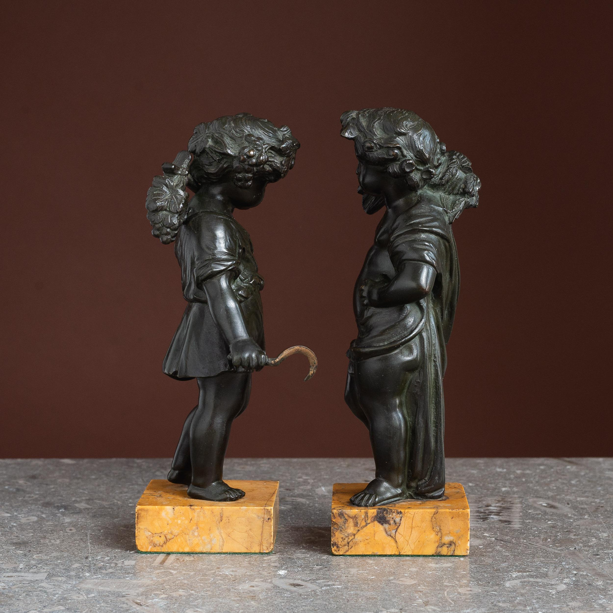 Coppia di figure in bronzo del XIX secolo che rappresentano il raccolto e l'abbondanza in vendita 4
