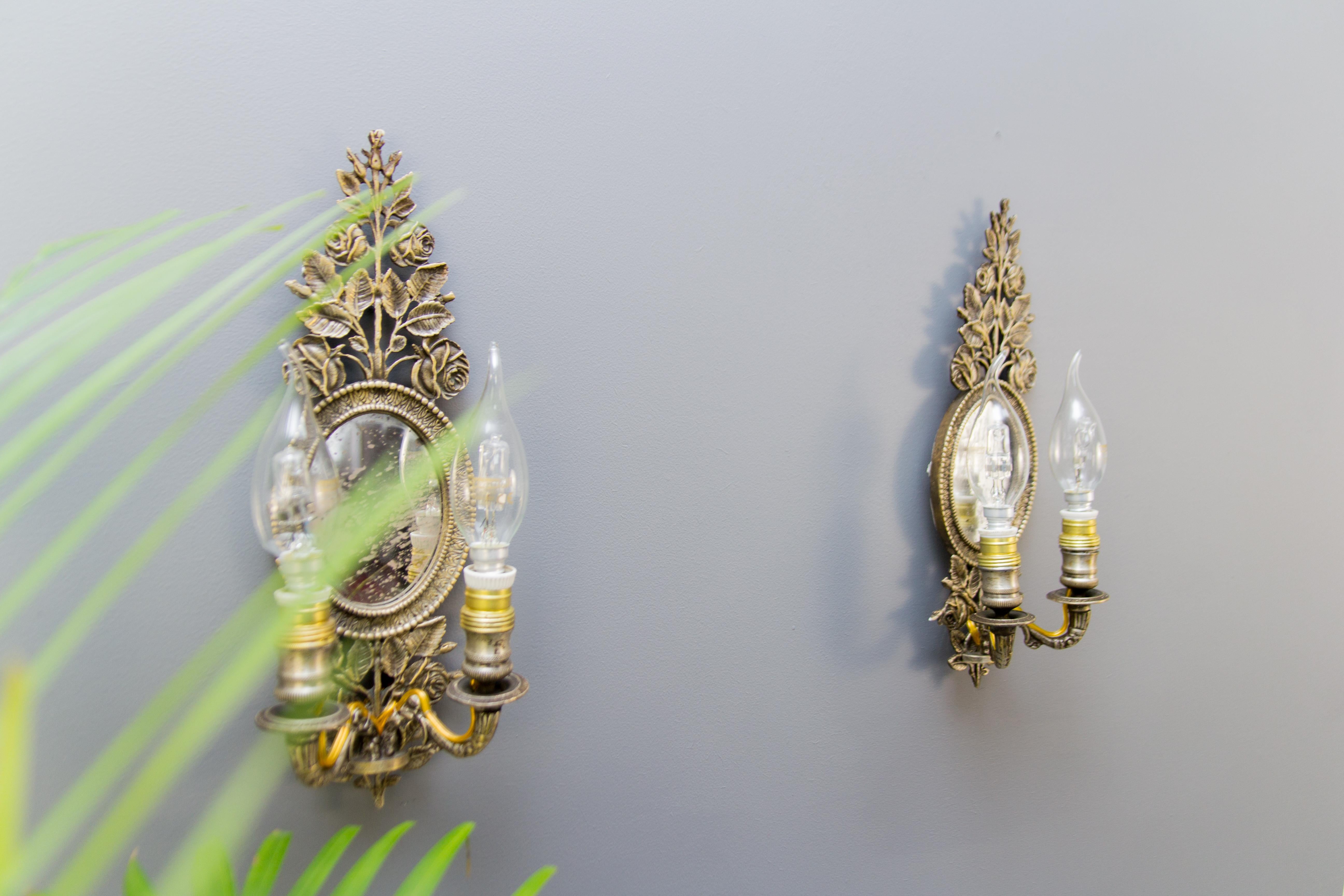 Pair of 19th Century Bronze Floral Mirrored Wall Sconces For Sale 1