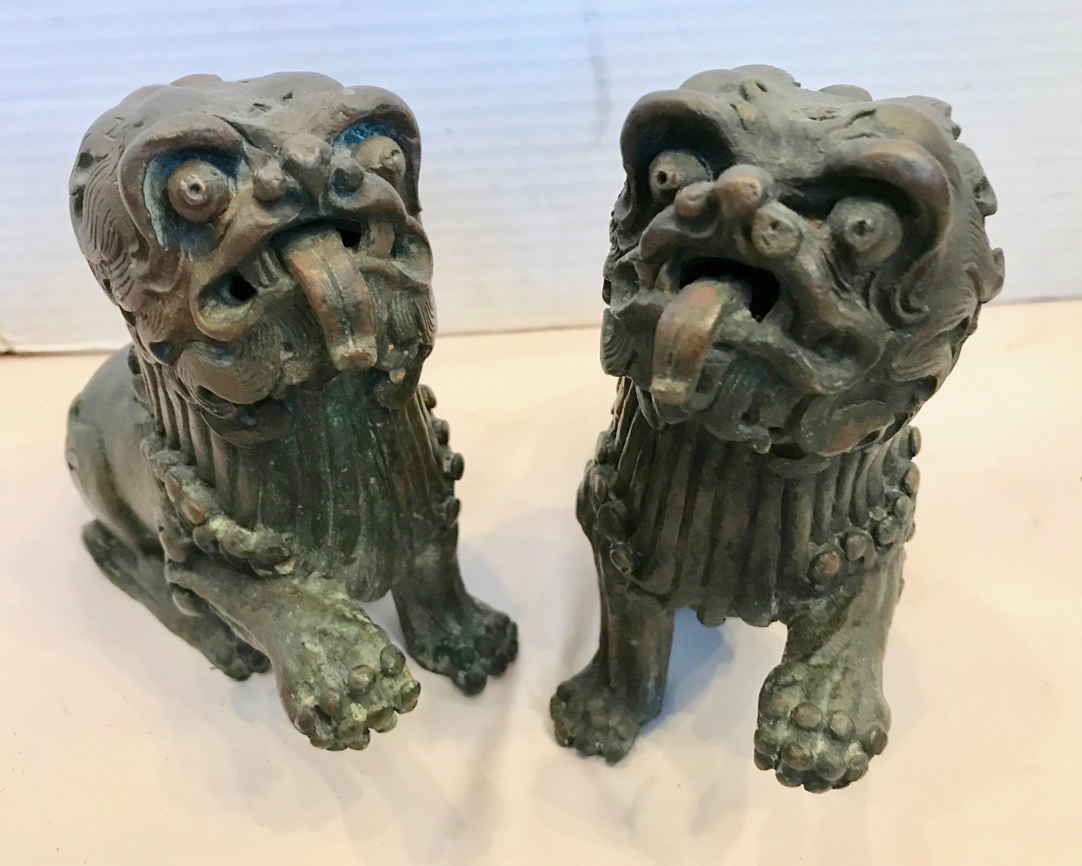 Pair of 19TH Century Bronze Foo Dogs For Sale 5