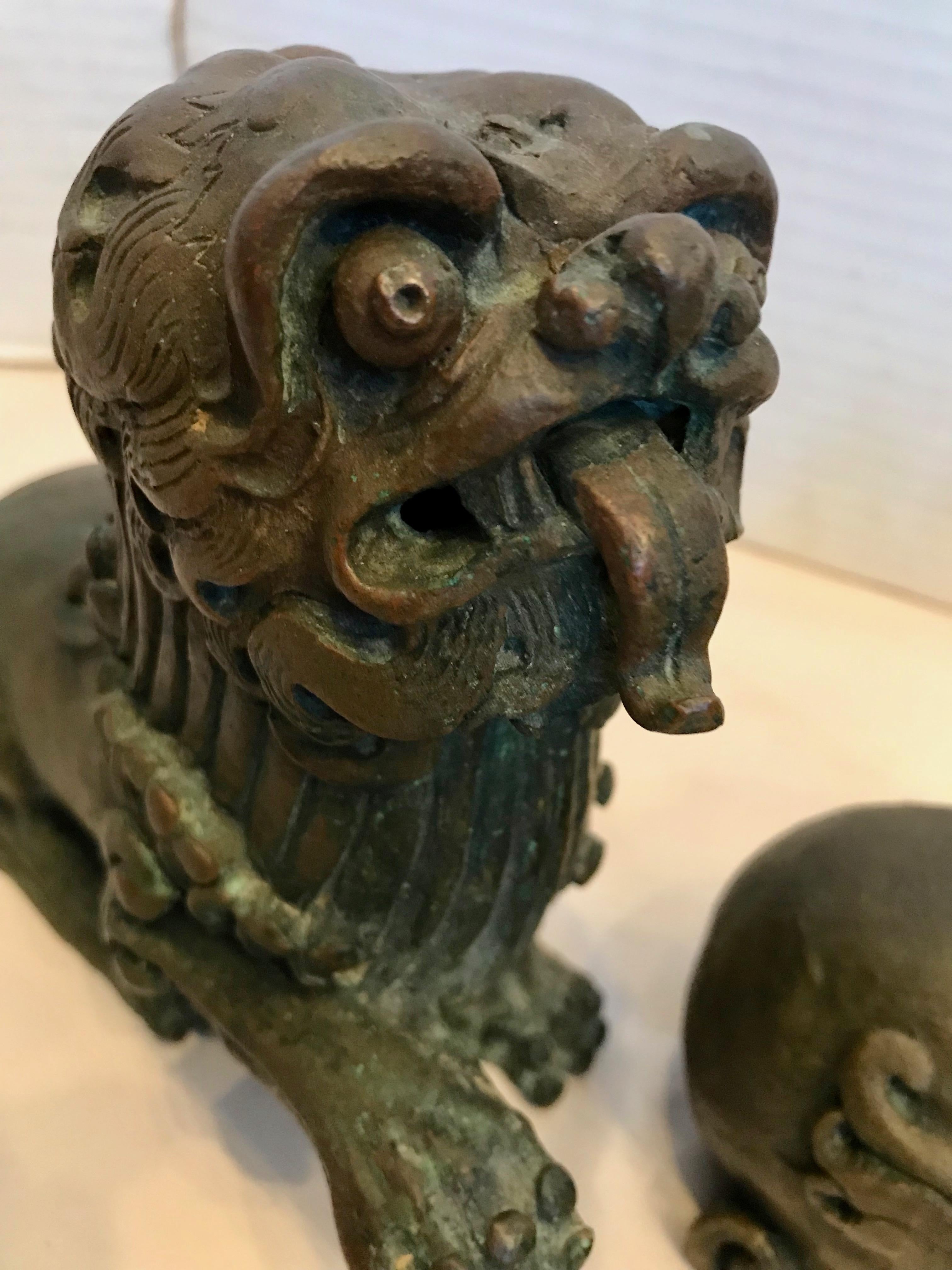 Pair of 19TH Century Bronze Foo Dogs For Sale 6