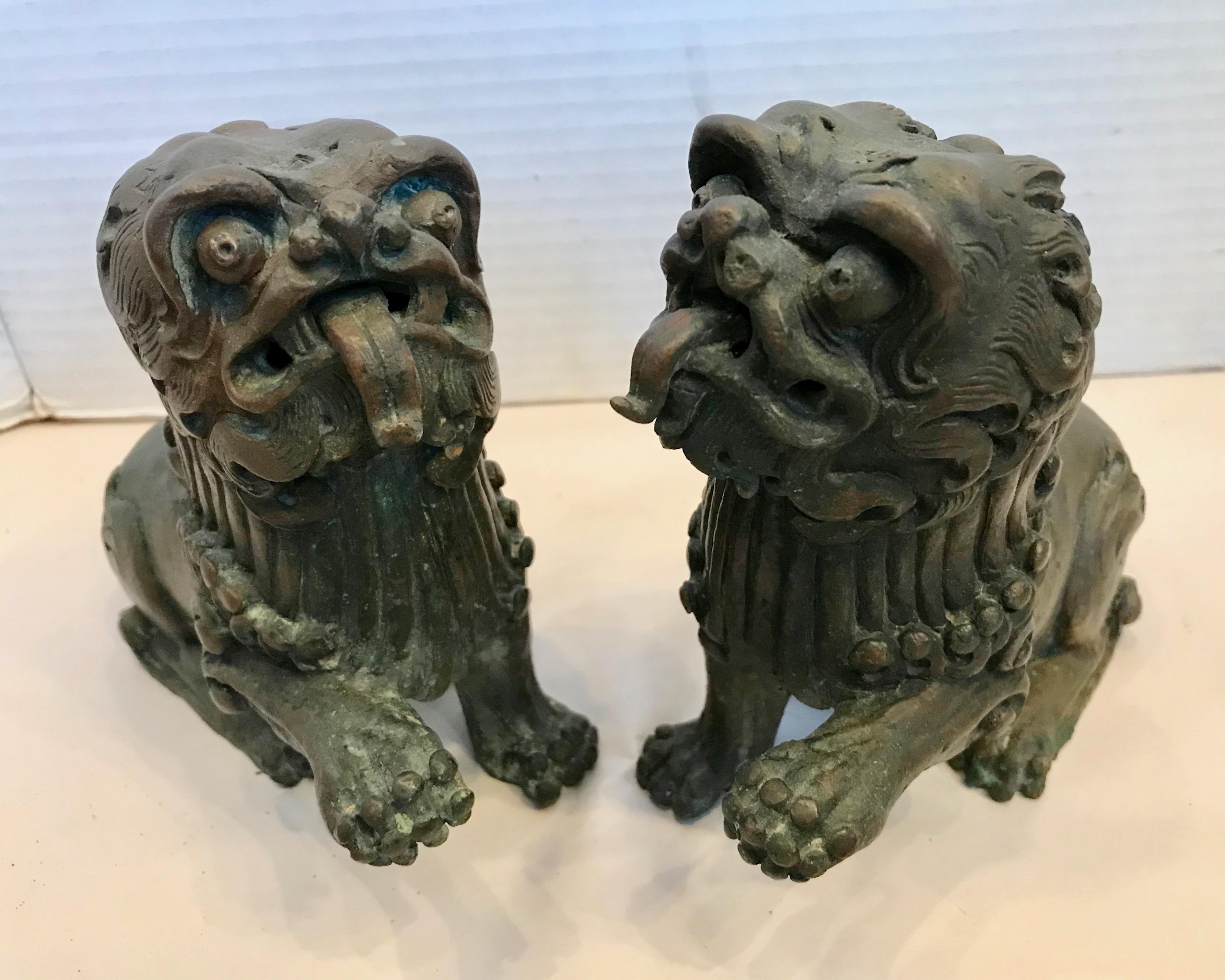 Pair of 19TH Century Bronze Foo Dogs For Sale 7