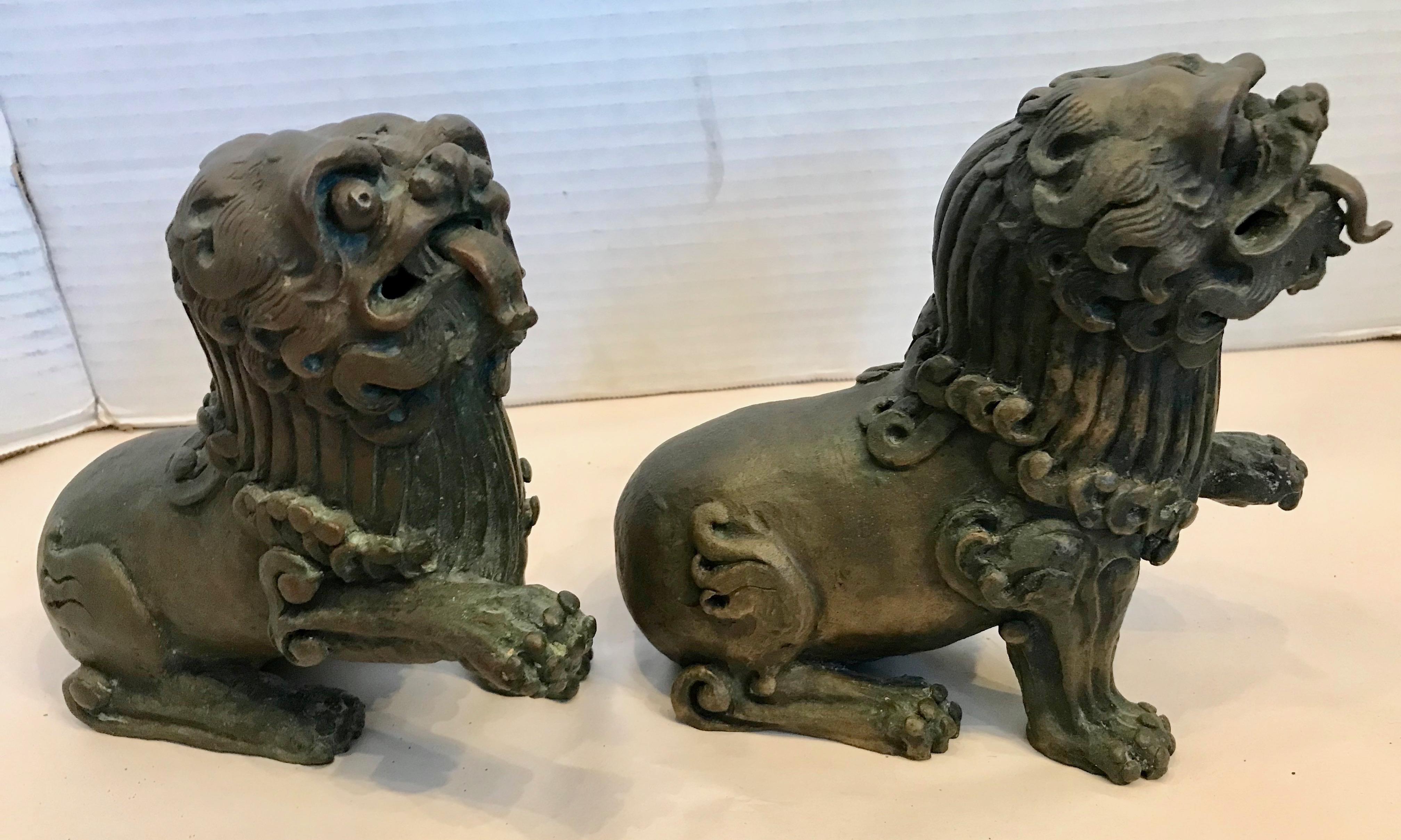 Pair of 19TH Century Bronze Foo Dogs For Sale 8