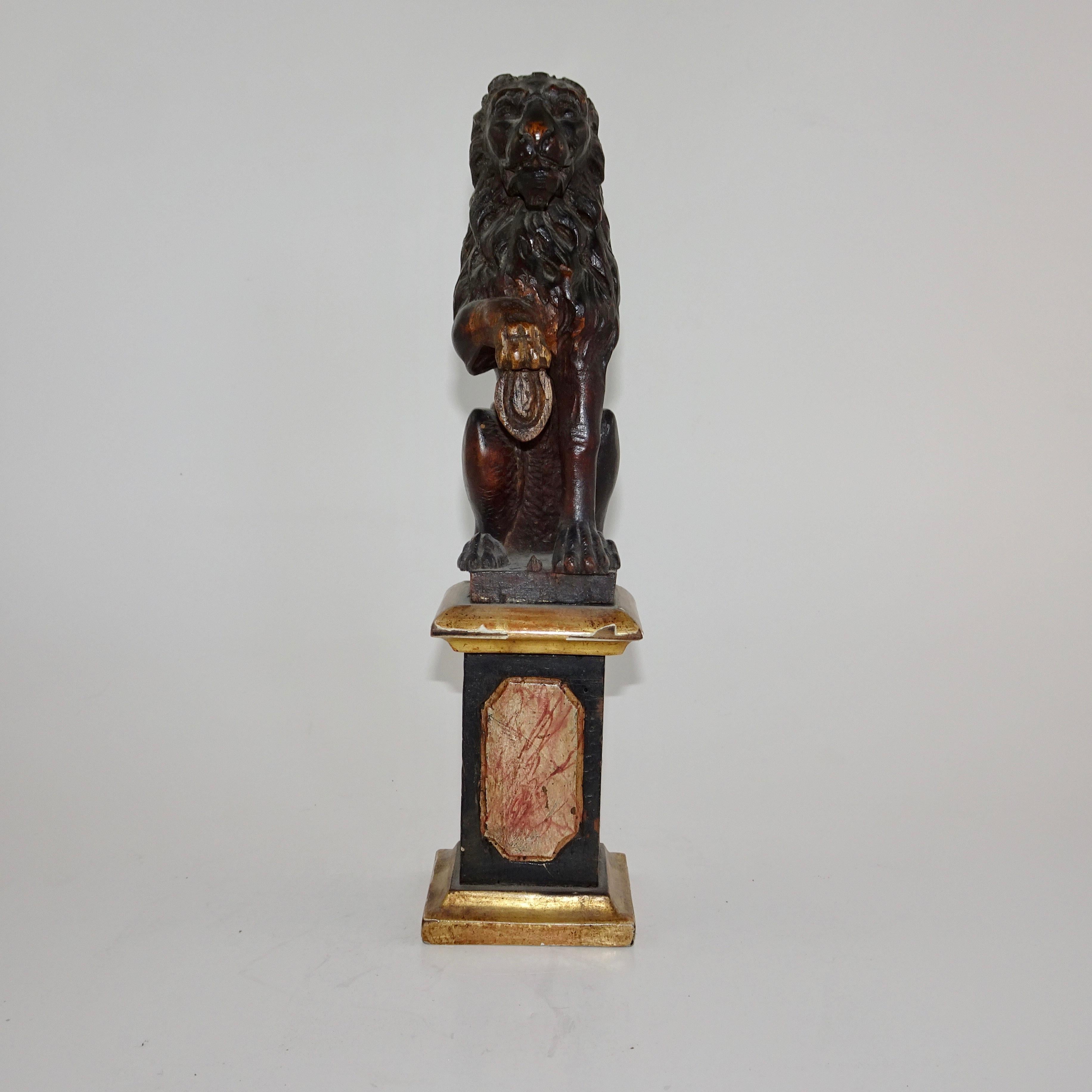 Pair of 19th Century Wood Carved Lion Statues on Faux Marble Bases For Sale 6