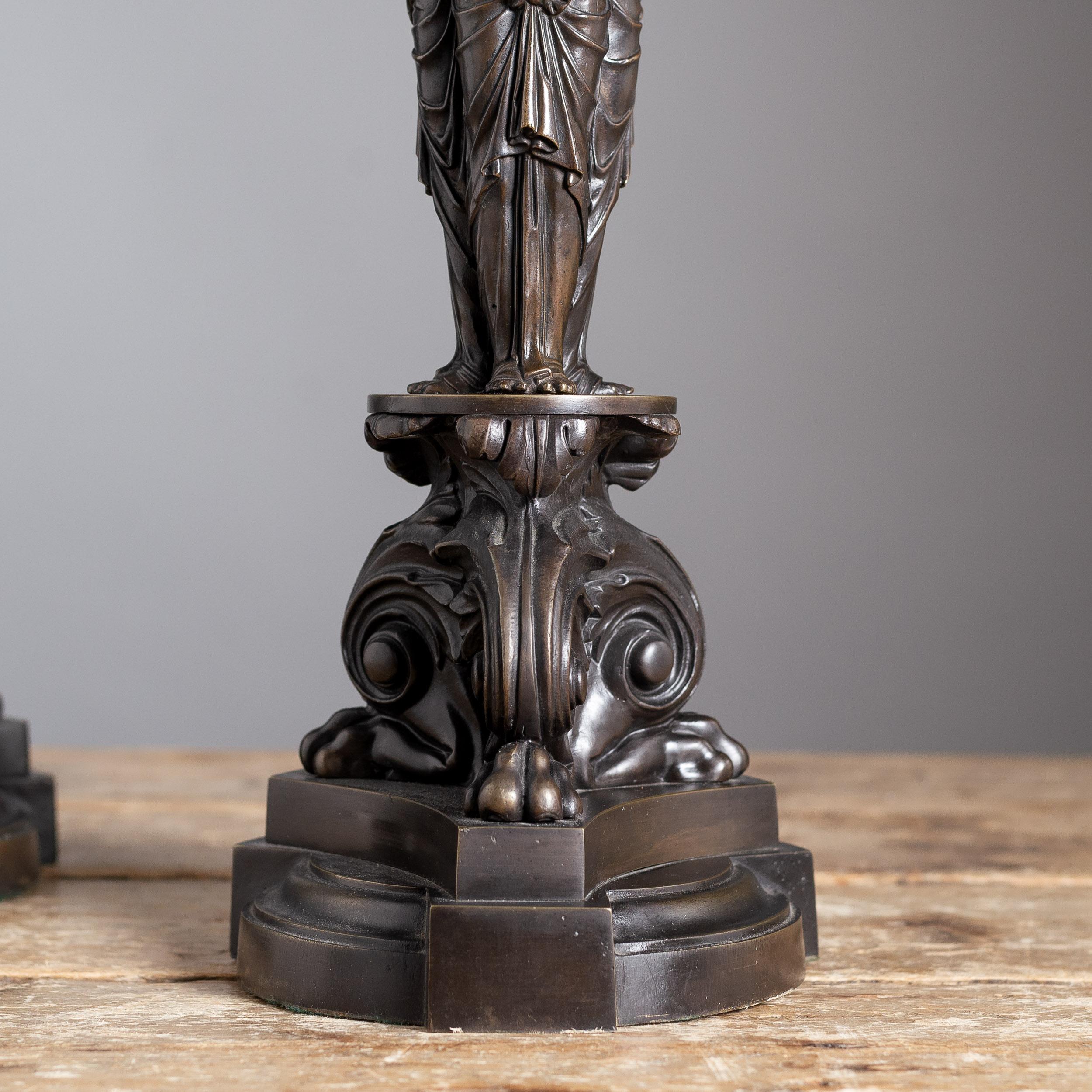 Bronzo Coppia di lampade da tavolo in bronzo del XIX secolo in vendita