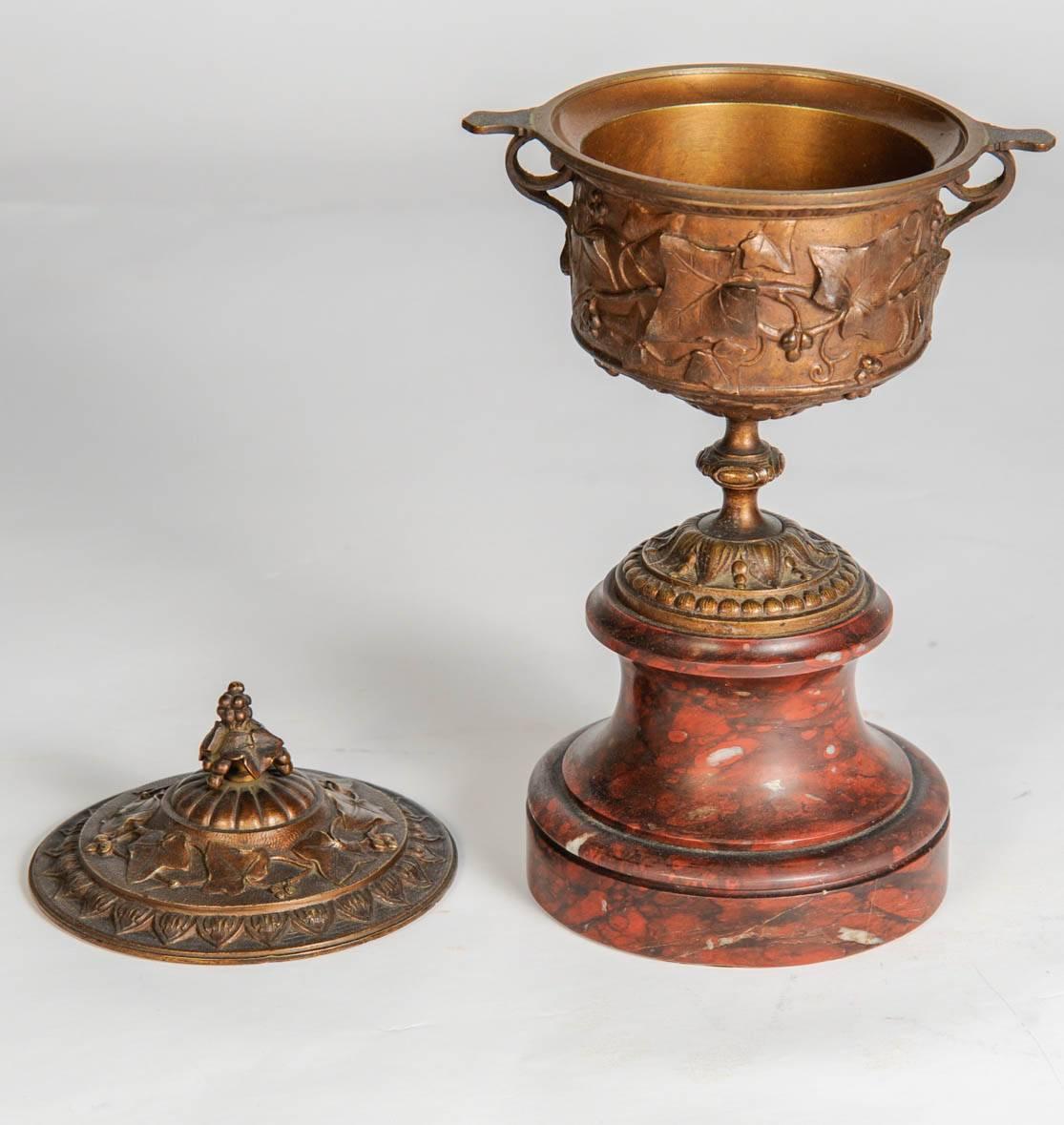 Mid-19th Century Pair of 19th Century Bronze Urns For Sale