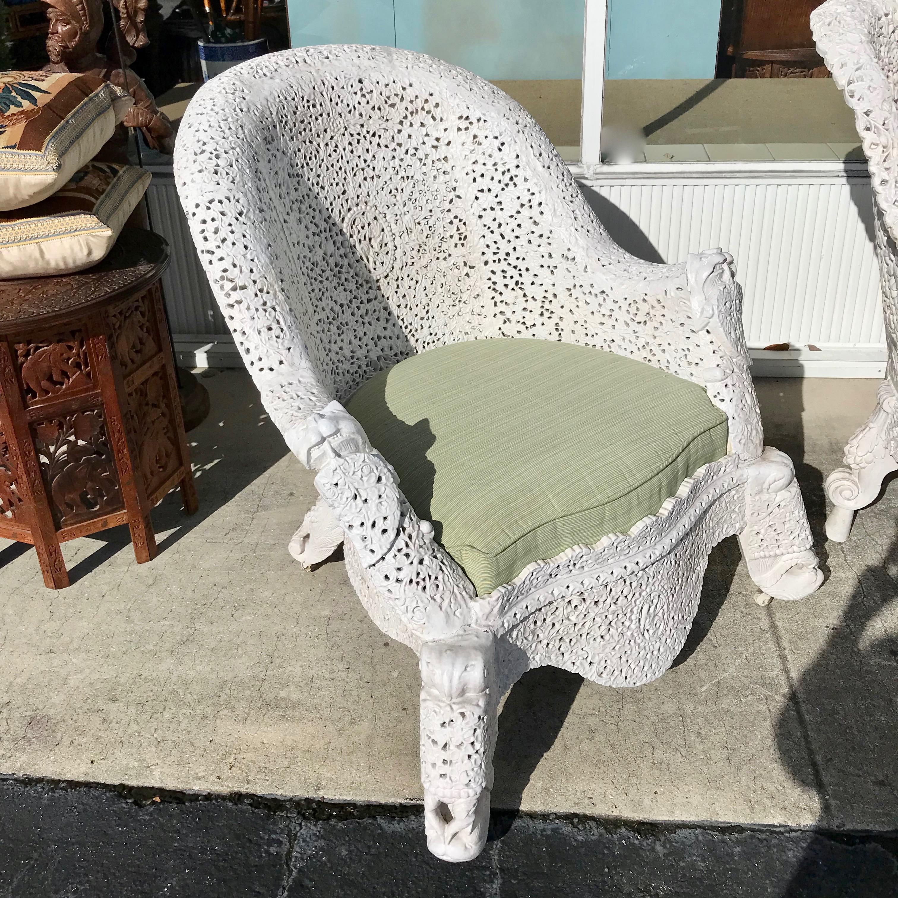 Pair of 19TH Century Burmese Palace Chairs For Sale 3