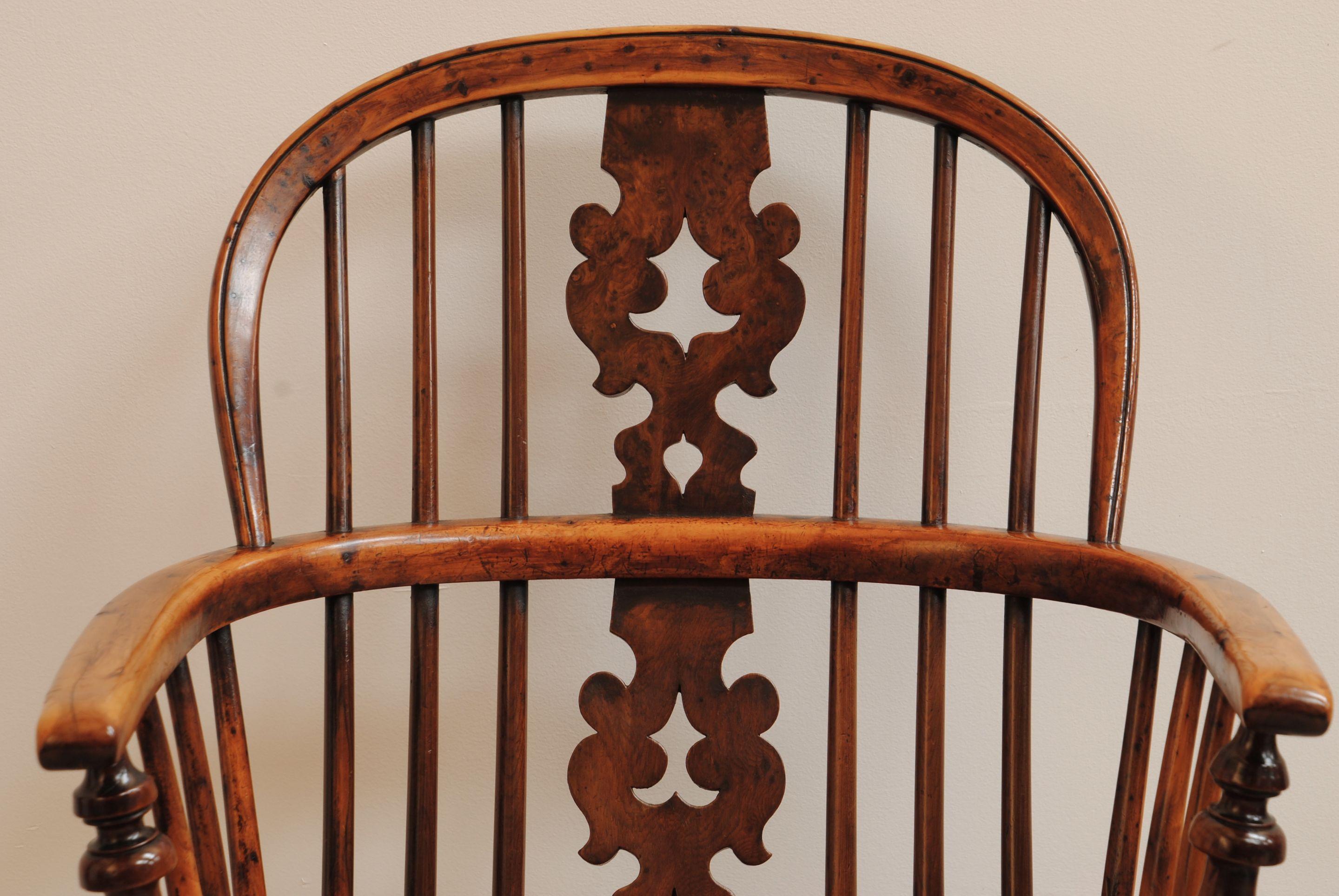 English Pair of 19th Century Burr Yew Wood Windsor Armchairs