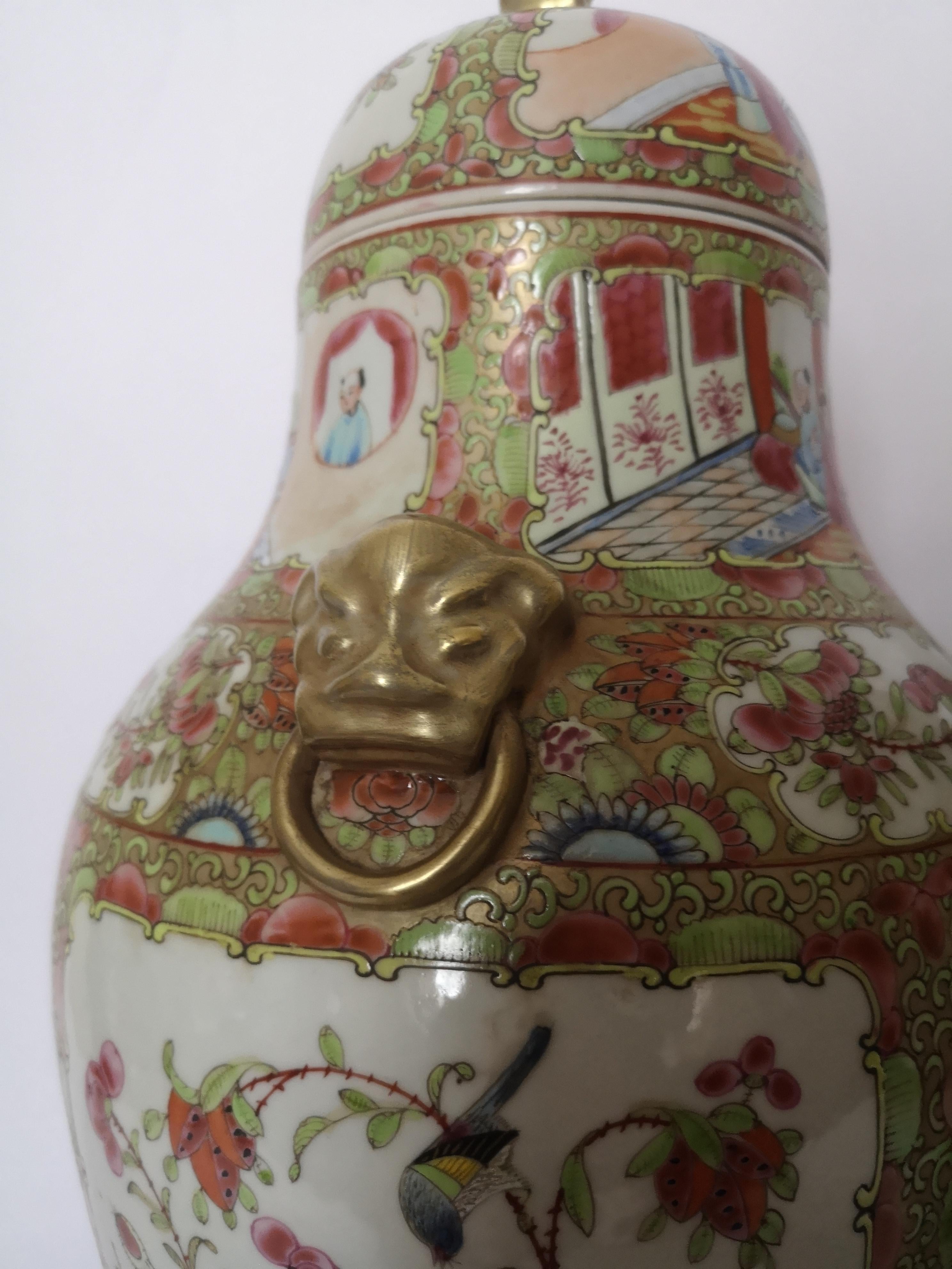 Pair of 19th Century Cantonese Famille Rose Chinese Porcelain Vases 4