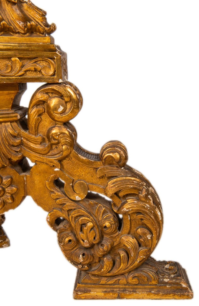Pair of 19th Century Carved Giltwood Torchas / Lamps For Sale at 1stDibs