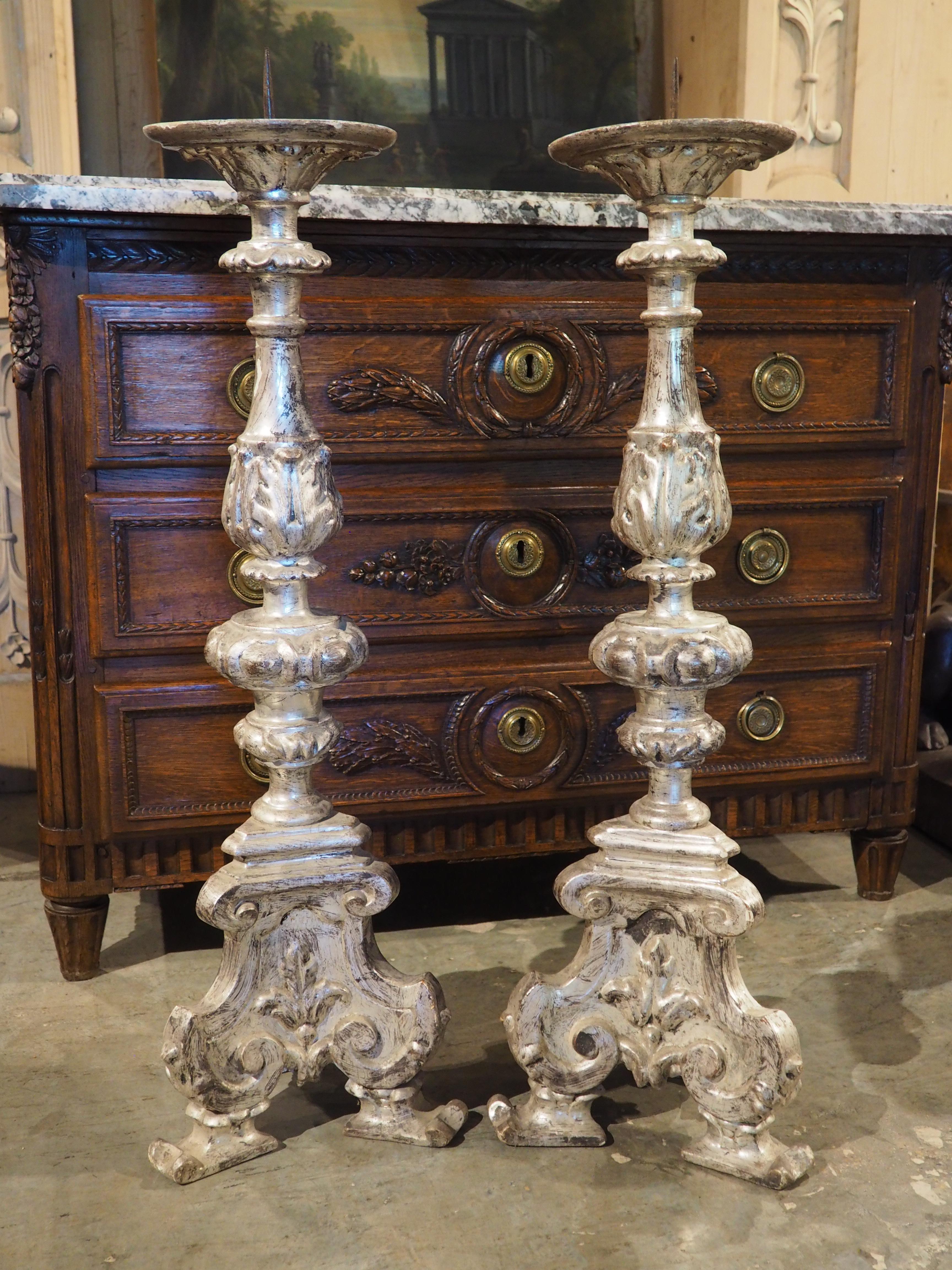 Pair of 19th Century Carved Italian Silverleaf Candlesticks For Sale 10