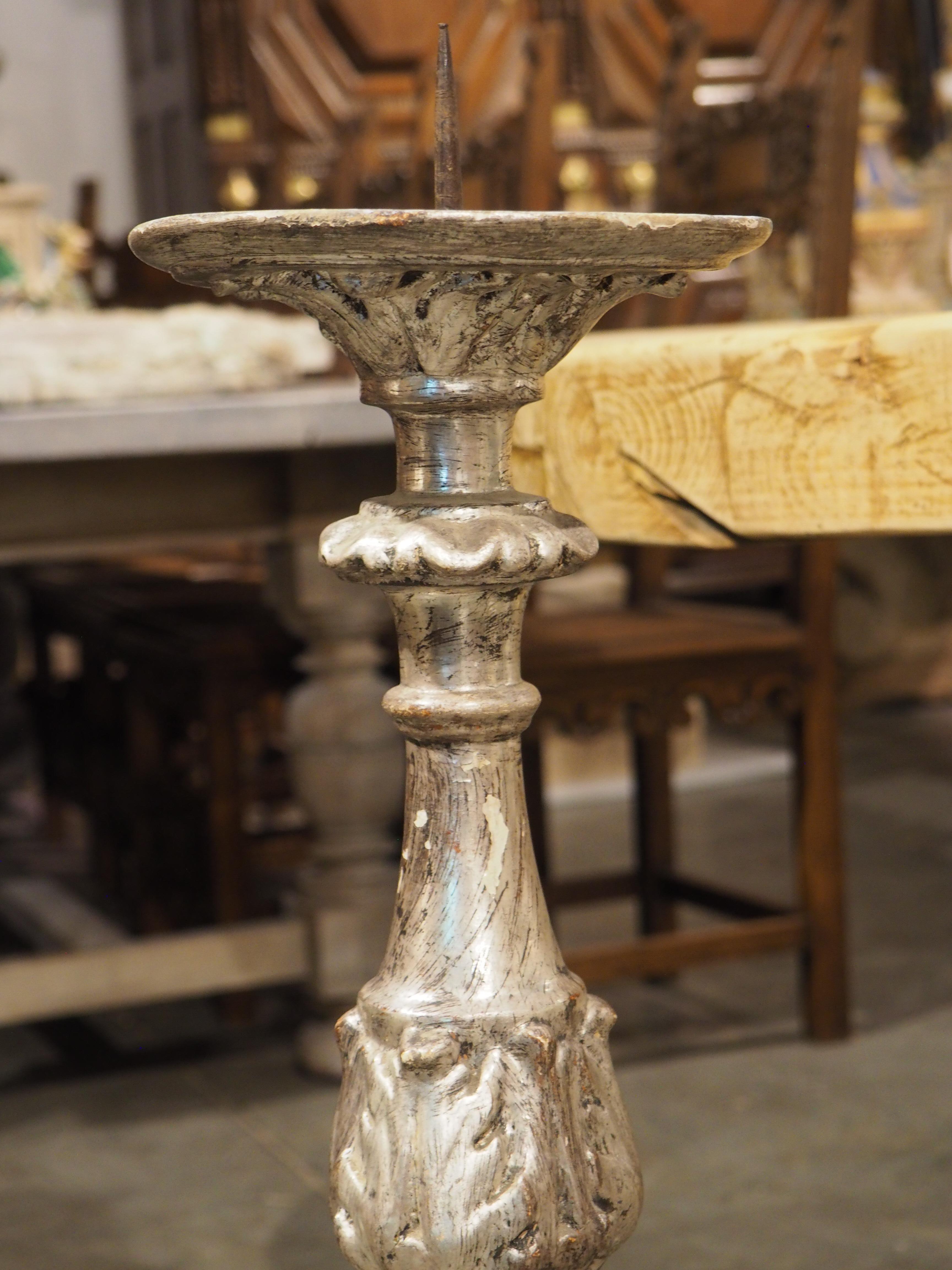 Pair of 19th Century Carved Italian Silverleaf Candlesticks For Sale 1