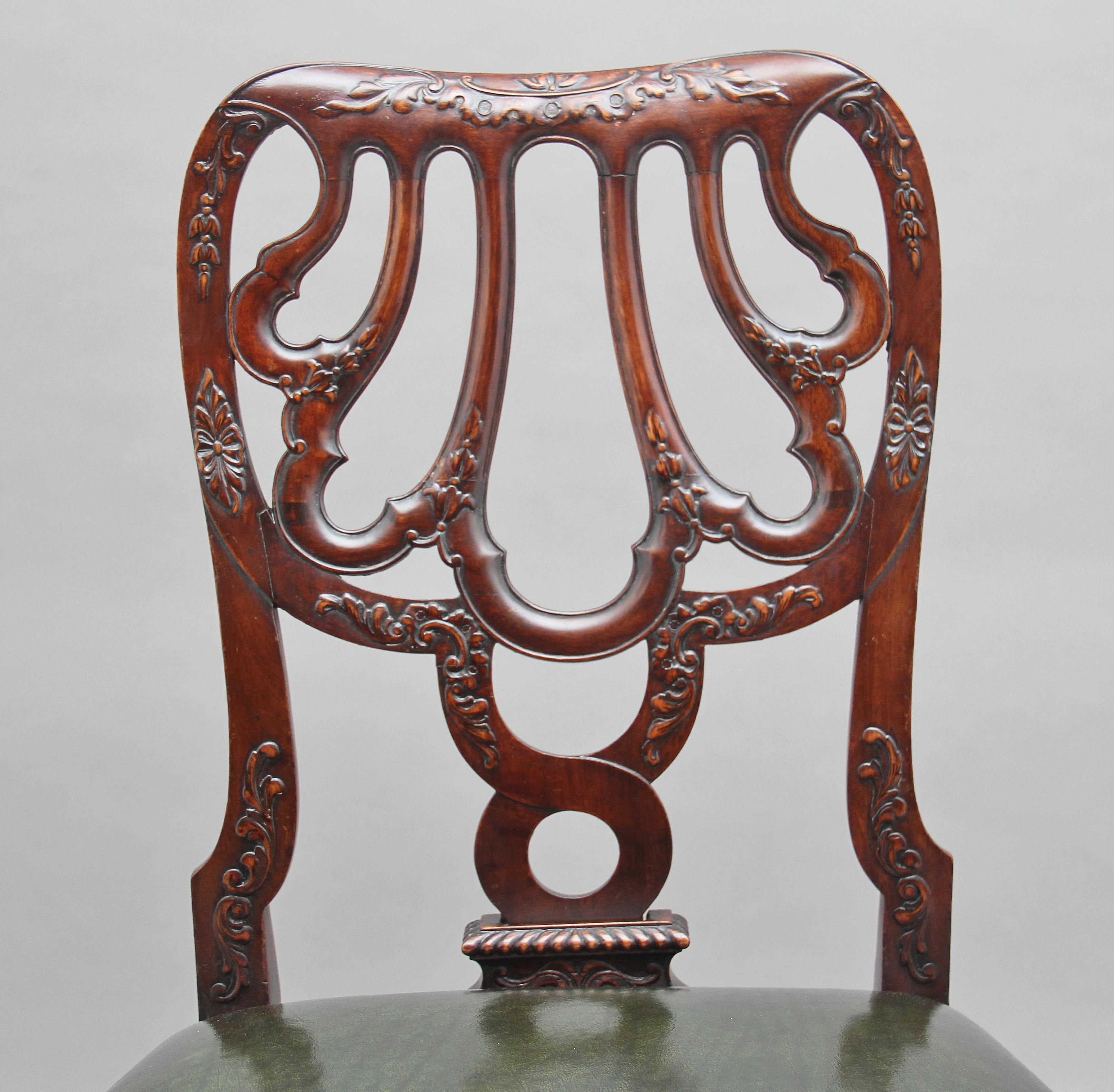 Pair of 19th Century carved mahogany side chairs in the Chippendale style In Good Condition For Sale In Martlesham, GB