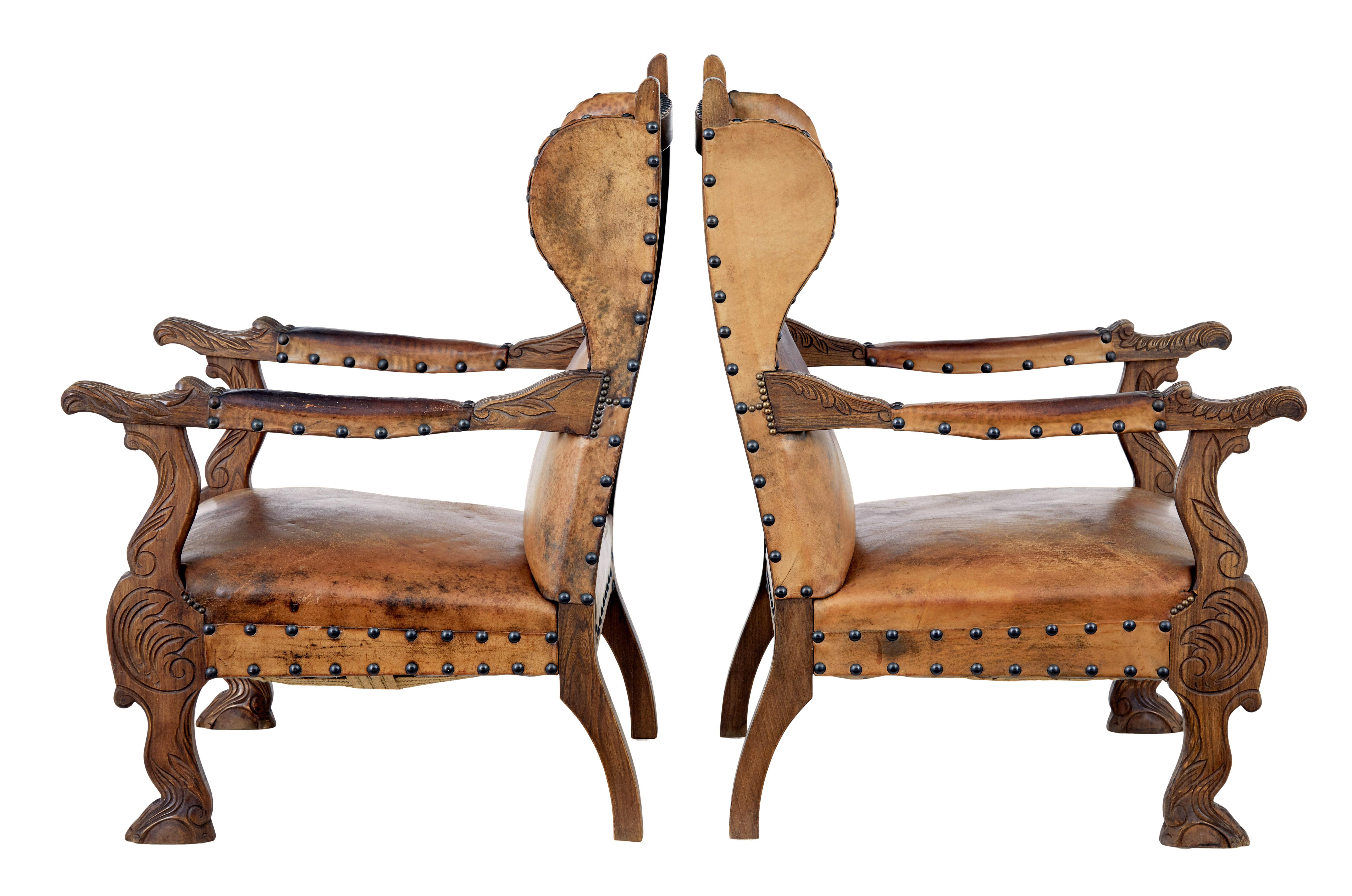 Pair of 19th century carved oak and leather armchairs In Good Condition For Sale In Debenham, Suffolk