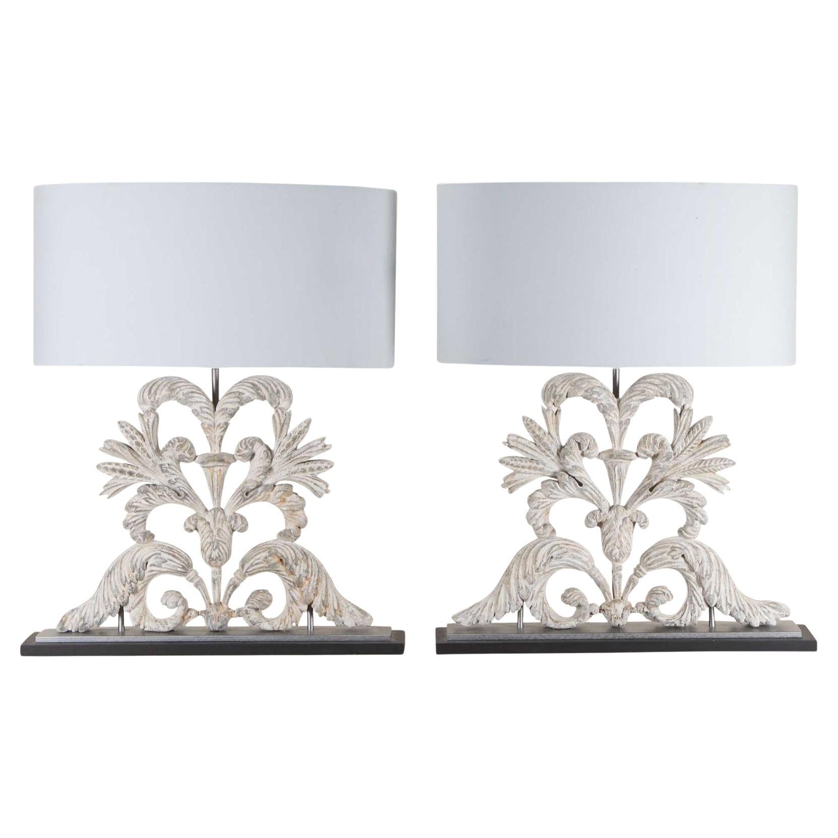 Pair of 19th Century Carved Wooden Lamps Made From Architectural Fragments en venta