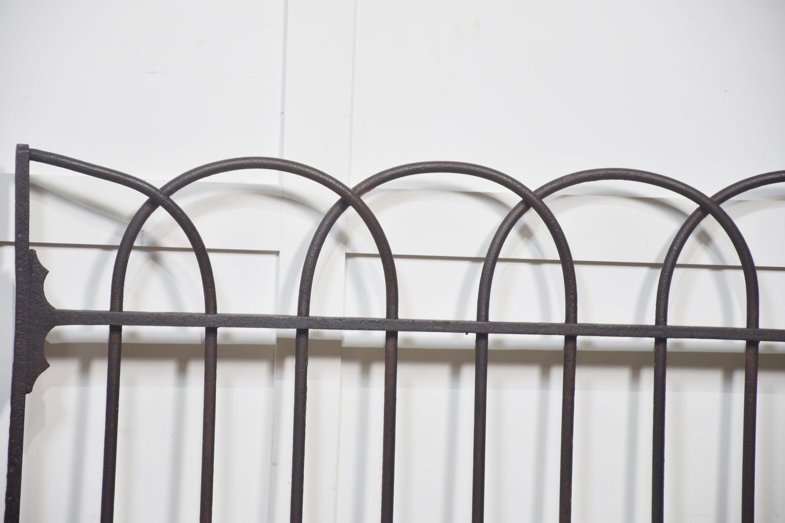 Iron Pair of 19th Century cast and wrought iron gates For Sale