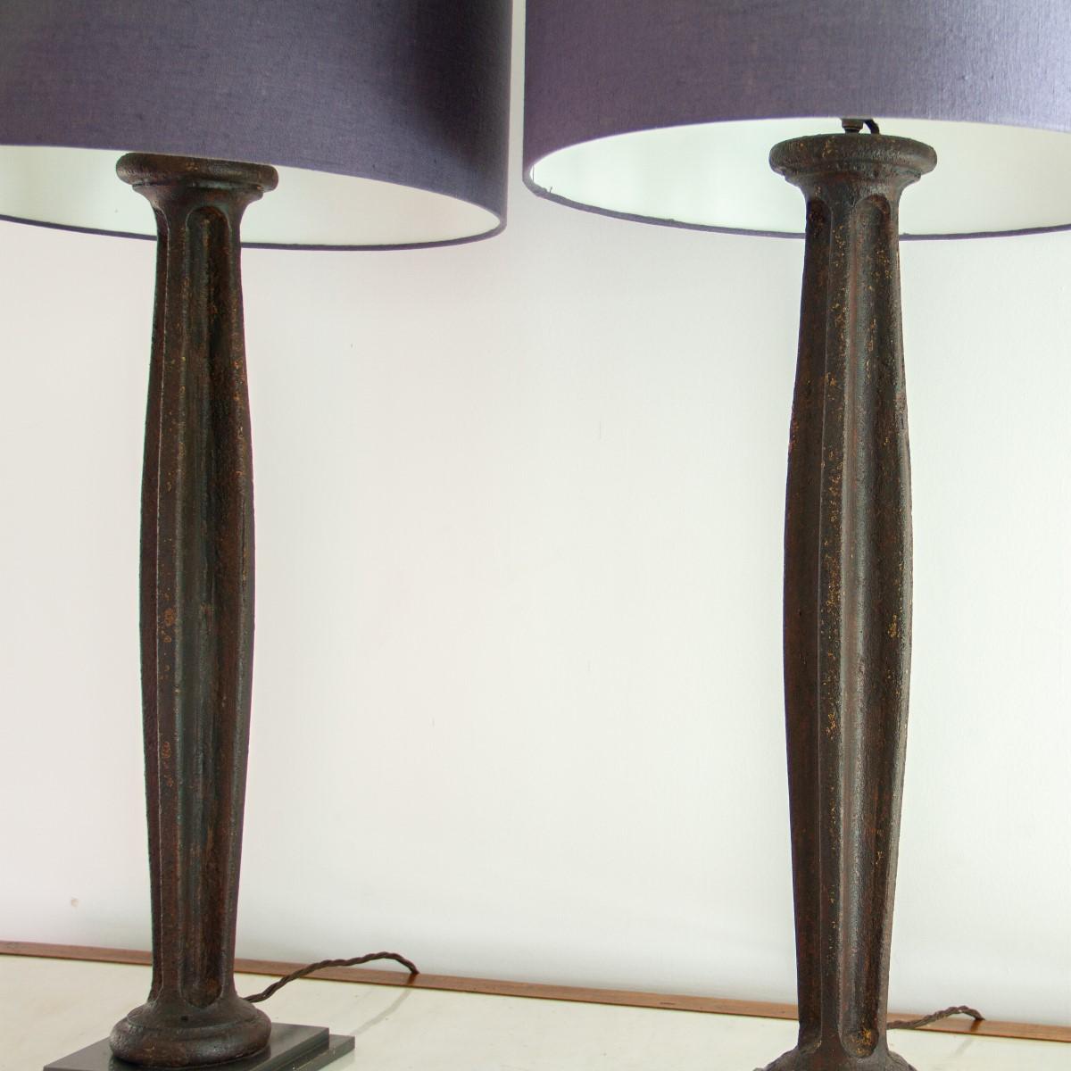 Pair of 19th Century Cast Iron Lamps In Good Condition In Donhead St Mary, Wiltshire