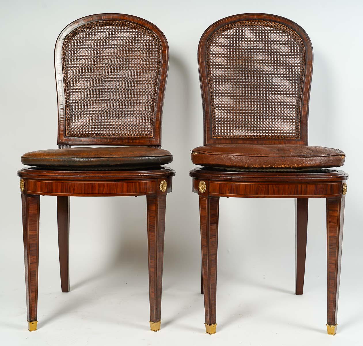 XIXe siècle Paire de chaises du 19ème siècle de style Louis XVI en vente