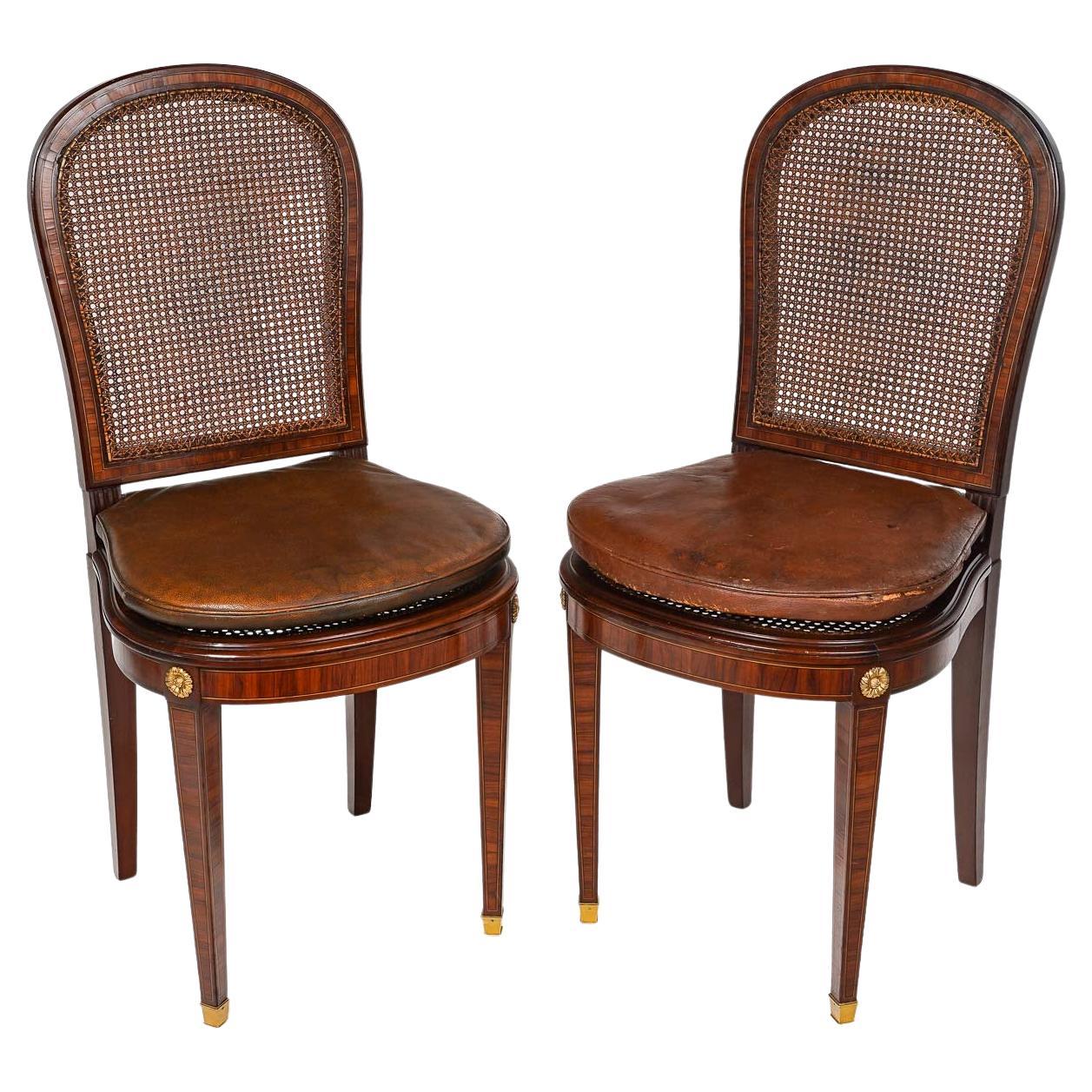 Paire de chaises du 19ème siècle de style Louis XVI en vente