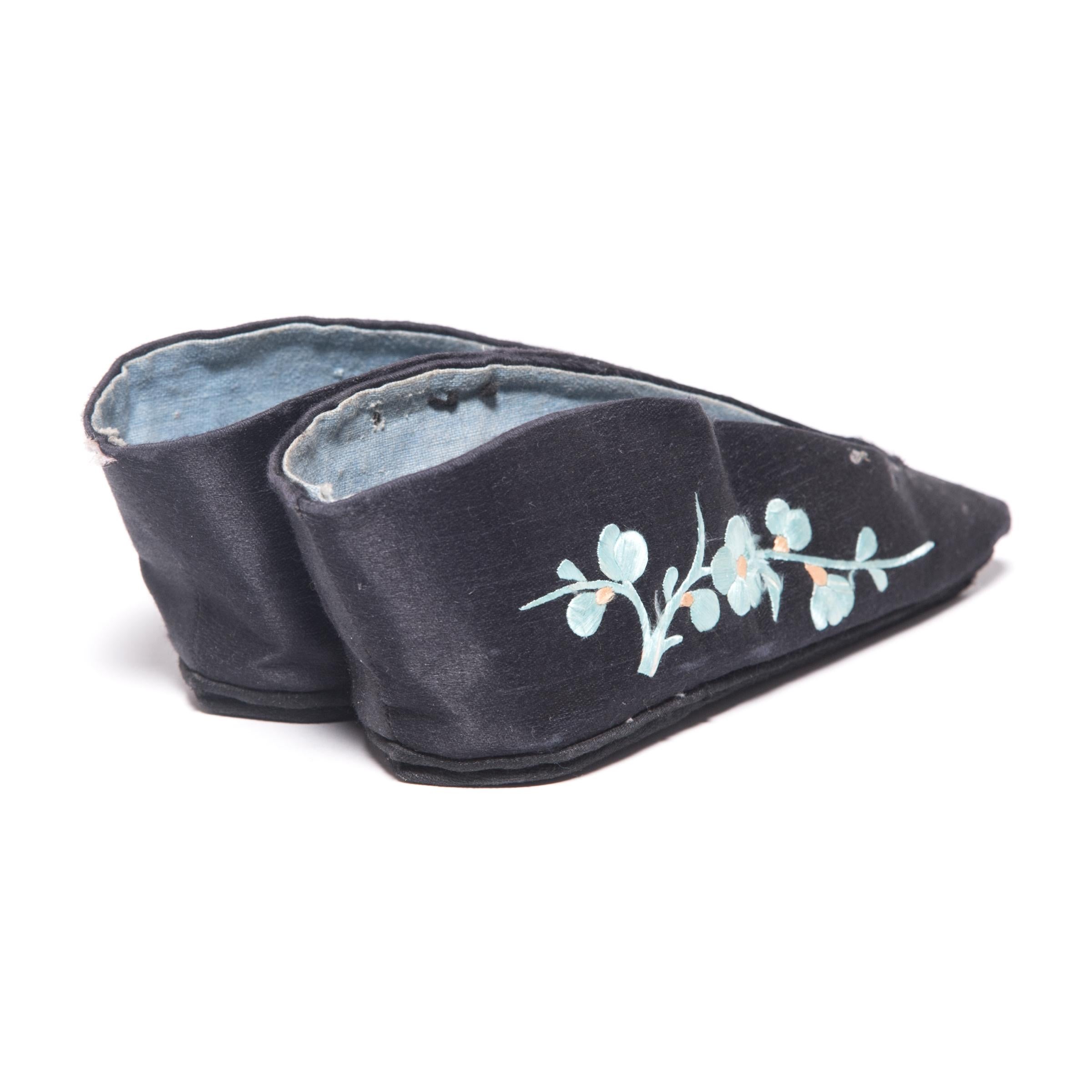 Qing Chinese Black Silk Lotus Slippers with Plum Blossoms, c. 1850 For Sale