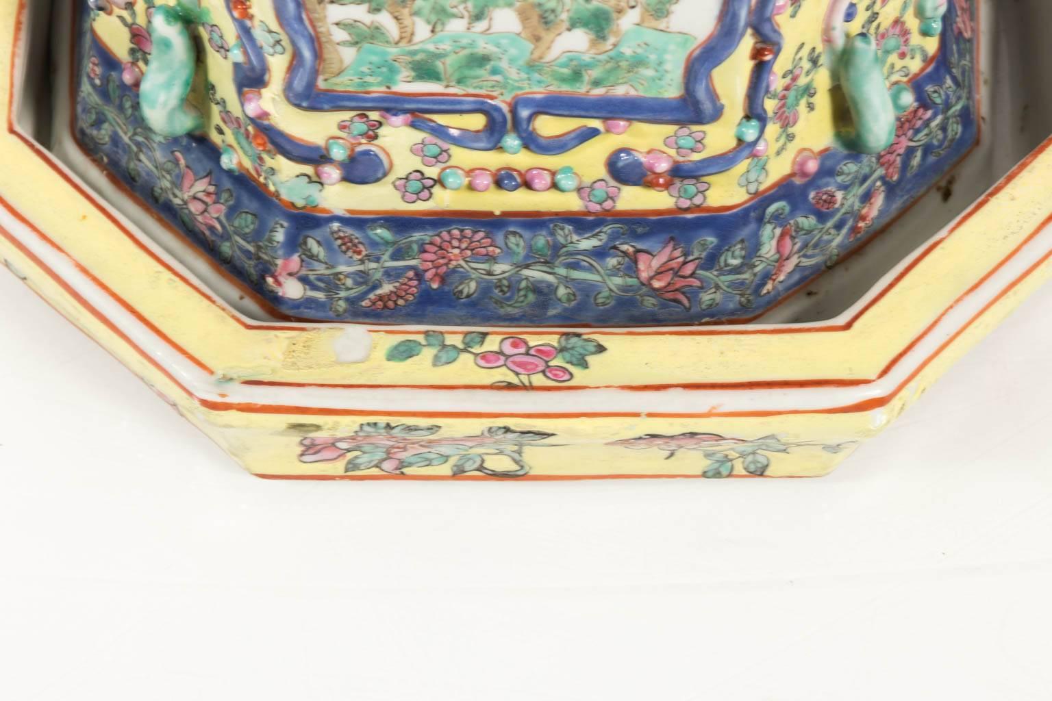Pair of 19th Century Chinese Cachepots 13