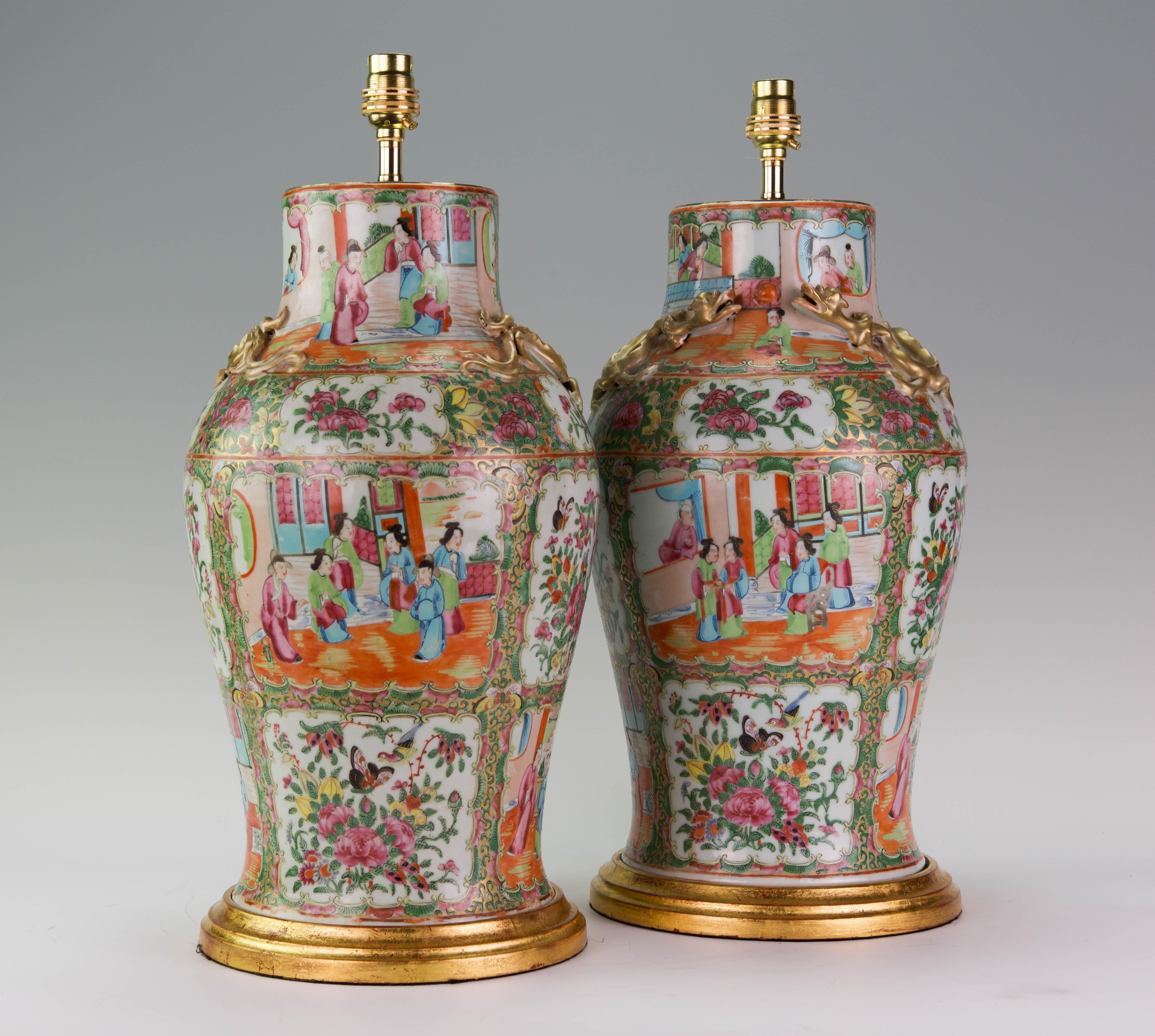 Glazed Pair of 19th Century Chinese Canton Baluster Porcelain Antique Table Lamps For Sale