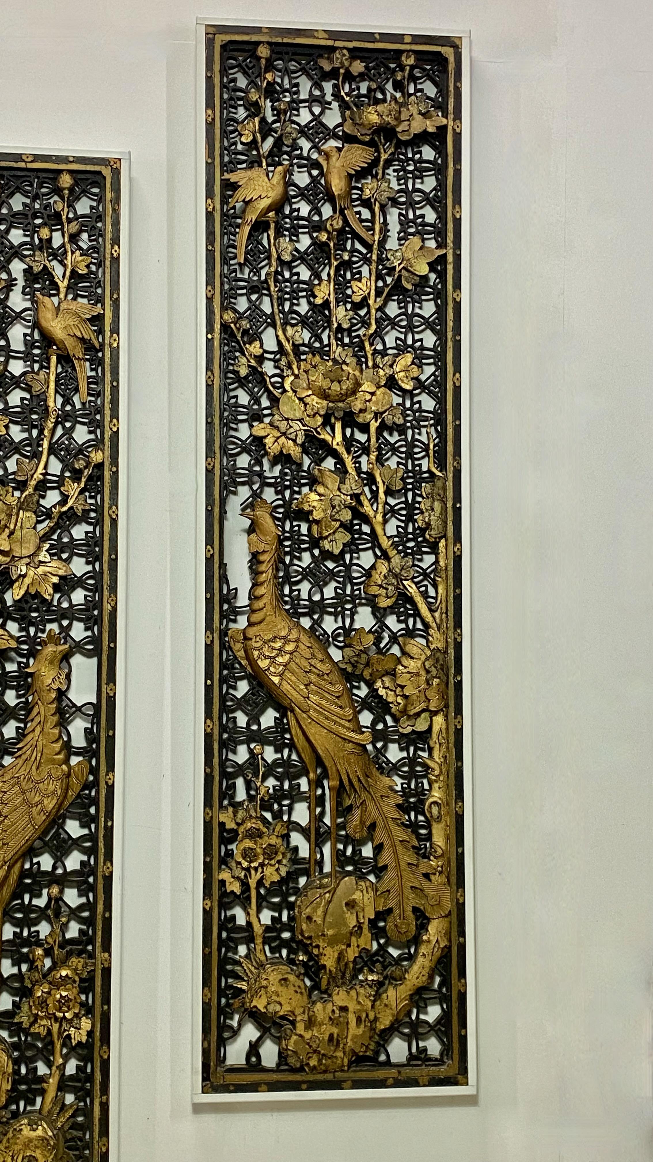 Pair of 19th Century Chinese Carved and Gilt Lattice Work Wall Panels In Good Condition In San Francisco, CA