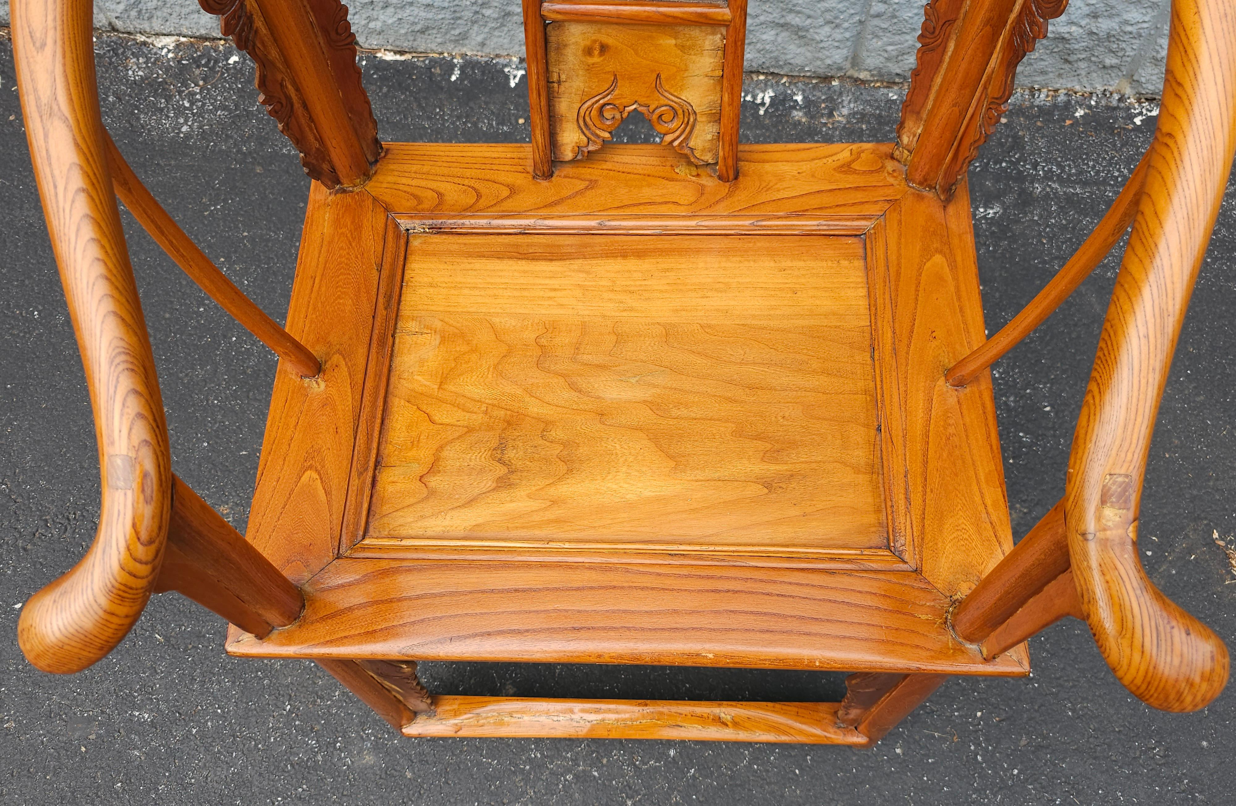 Pair of 19th Century Qing Elmwood Horseshoe-Back Armchairs For Sale 3