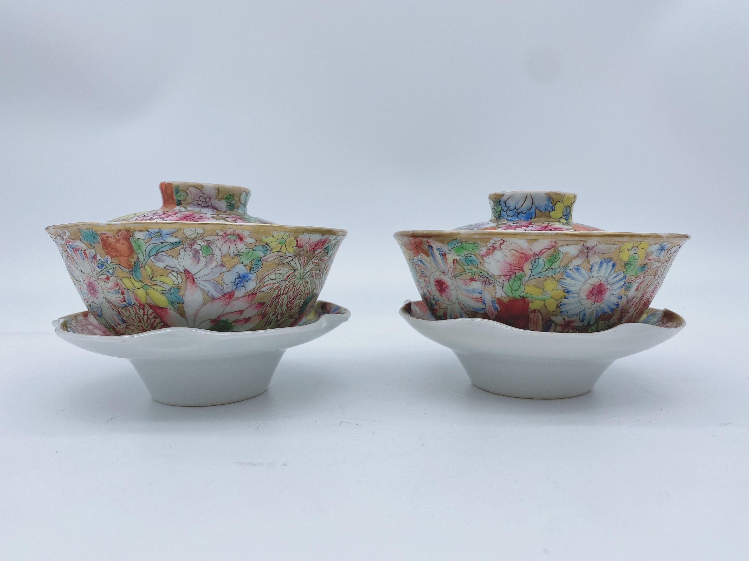 Pair of 19th Century Chinese Flower-Blossom Porcelain Cups with Cover and Base For Sale 7