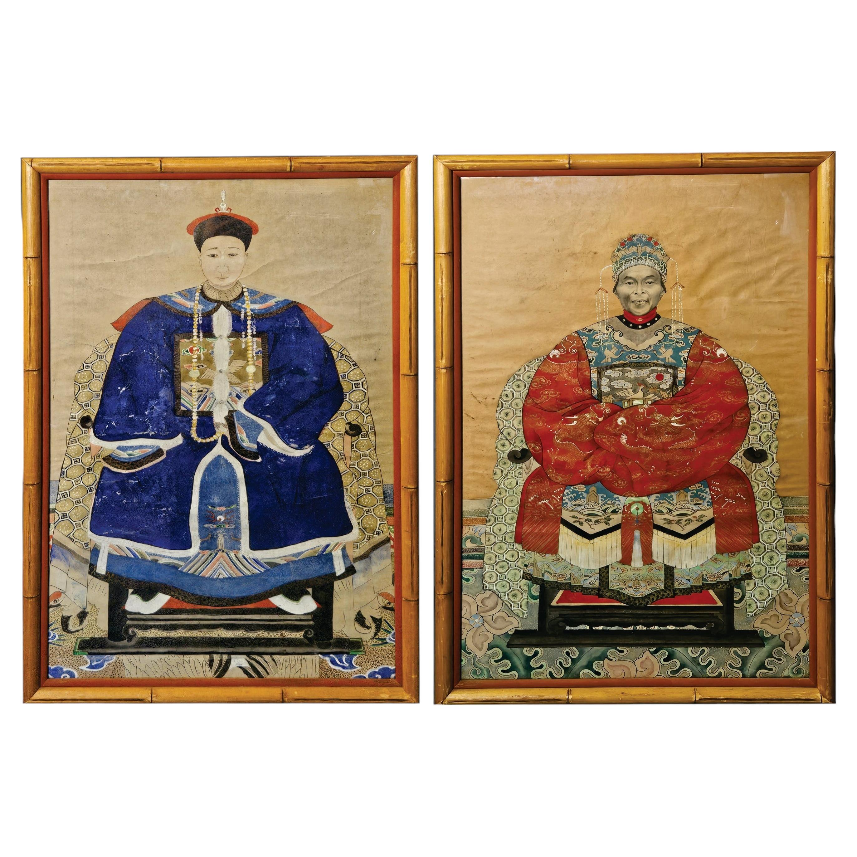 Paar gerahmte chinesische Ahnenporträts aus dem 19.