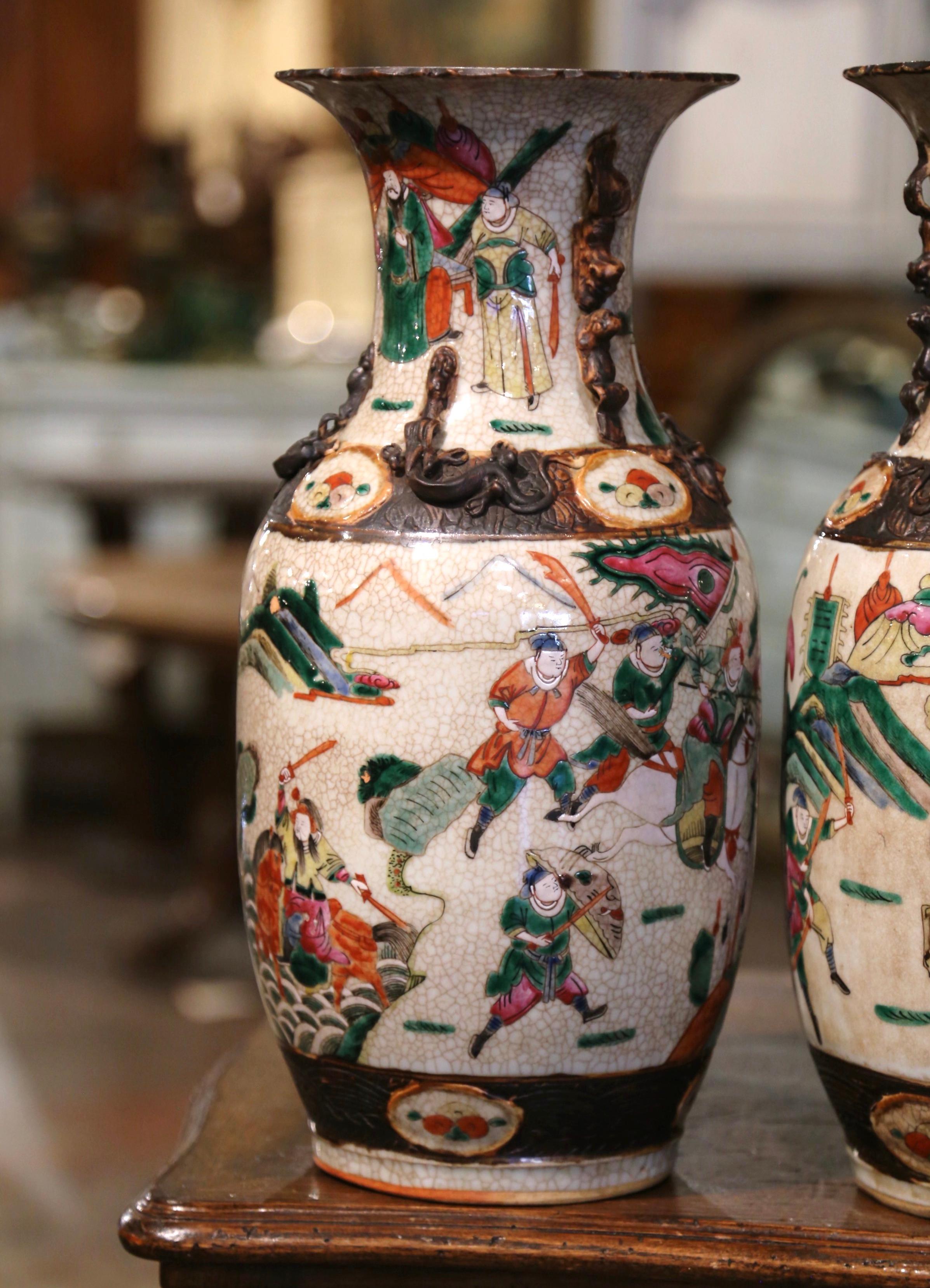 Hand-Crafted Pair of 19th Century Chinese Hand Painted Glazed Ceramic Vases For Sale