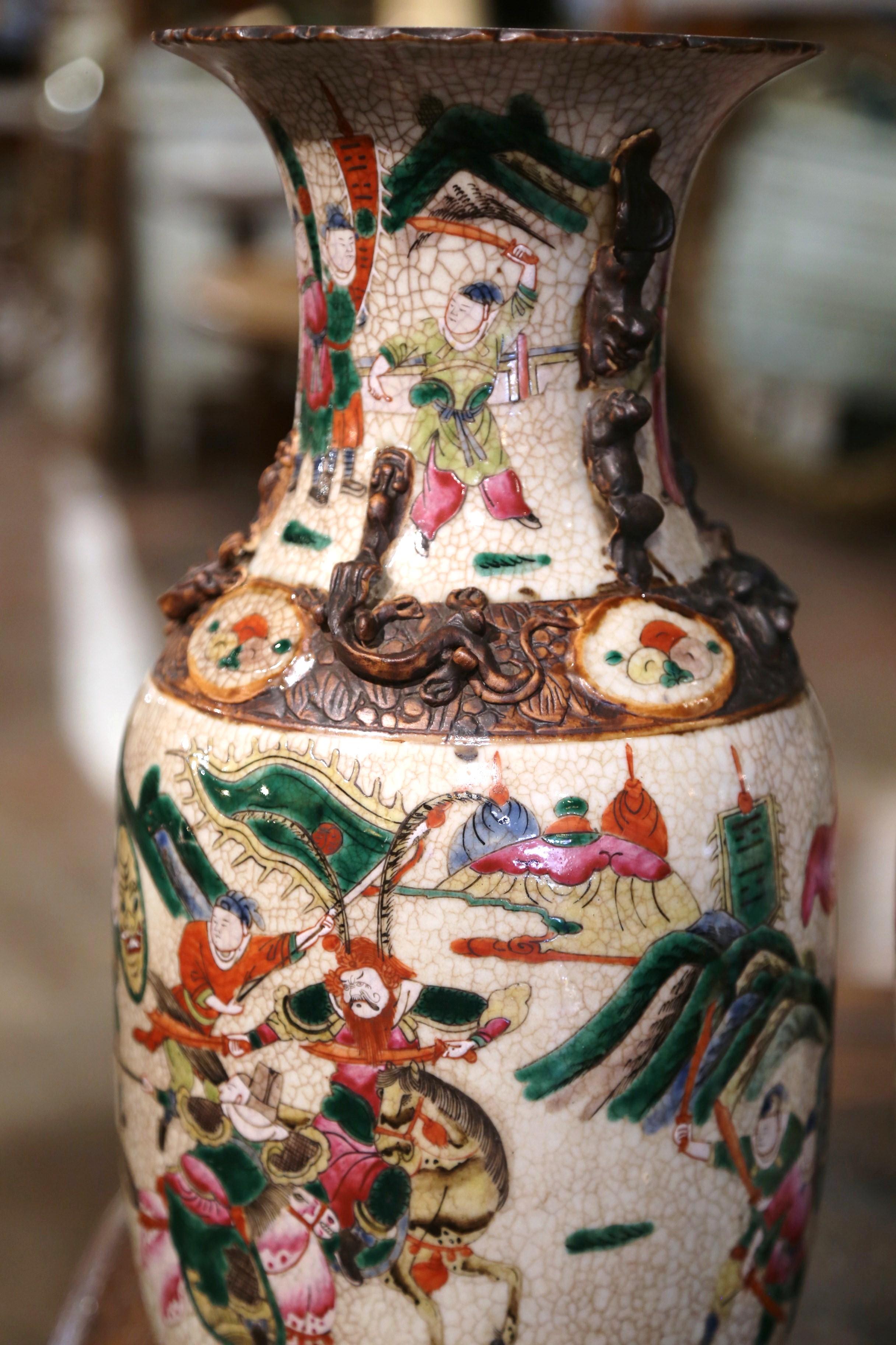 Pair of 19th Century Chinese Hand Painted Glazed Ceramic Vases For Sale 4