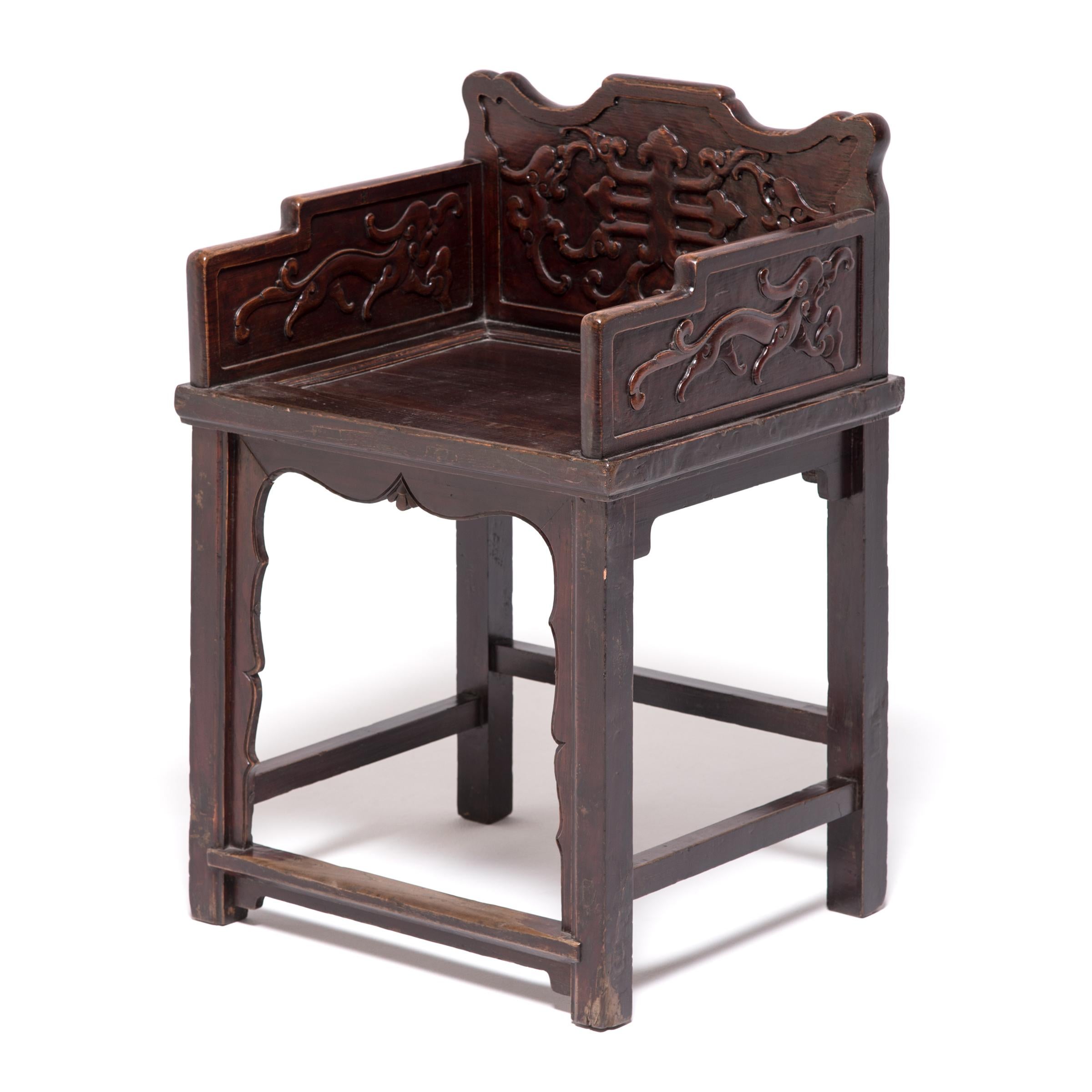 Paar chinesische Sessel mit niedriger Rückenlehne, um 1850 (Qing-Dynastie) im Angebot