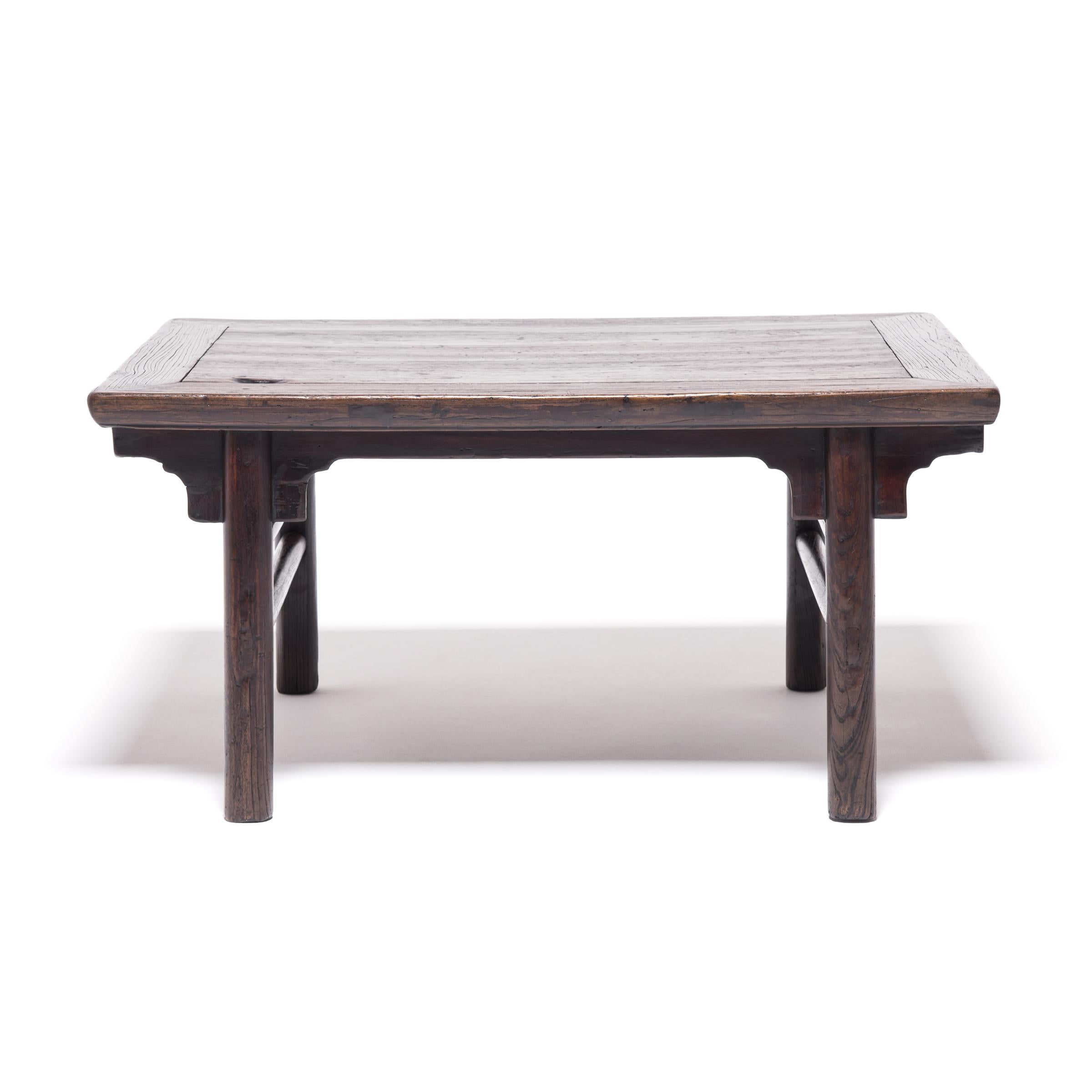 Pair of Chinese Low Inset Leg Tables, c. 1850 In Good Condition For Sale In Chicago, IL