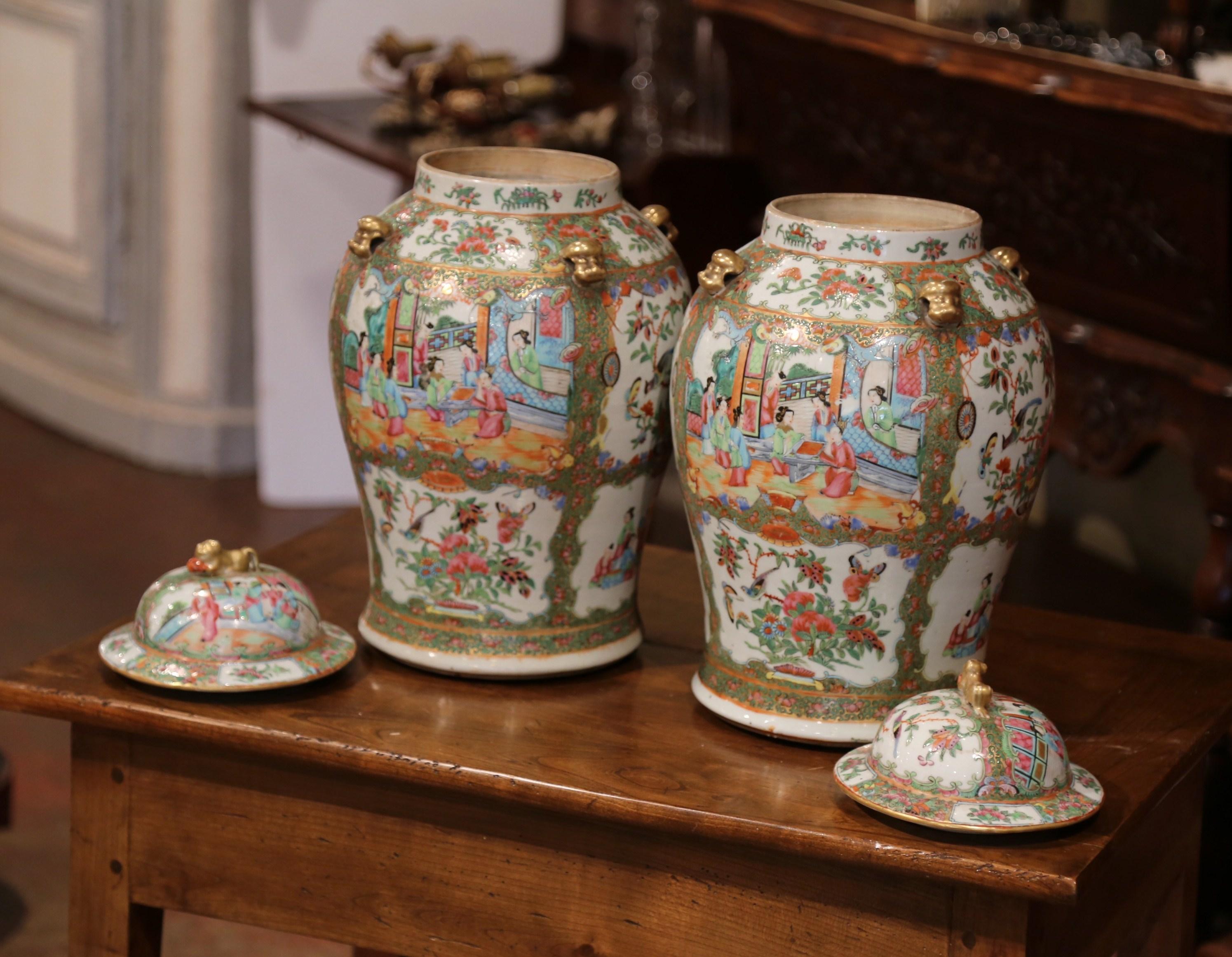 Pair of 19th Century Chinese Porcelain Famille Rose Jars with Foo Dogs Lids 3