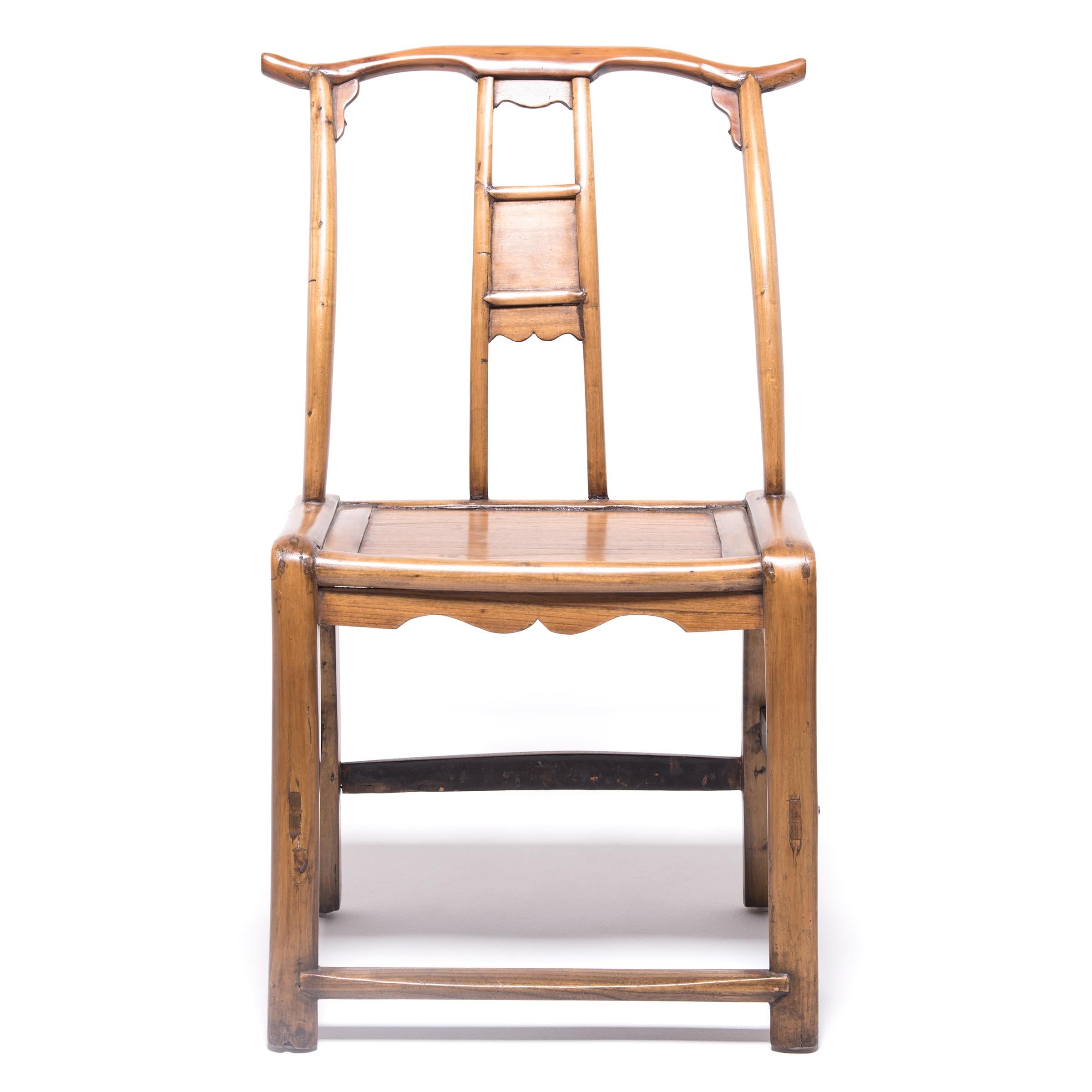 Qing Pair of Chinese Provincial Bentform Chairs, c. 1850 For Sale