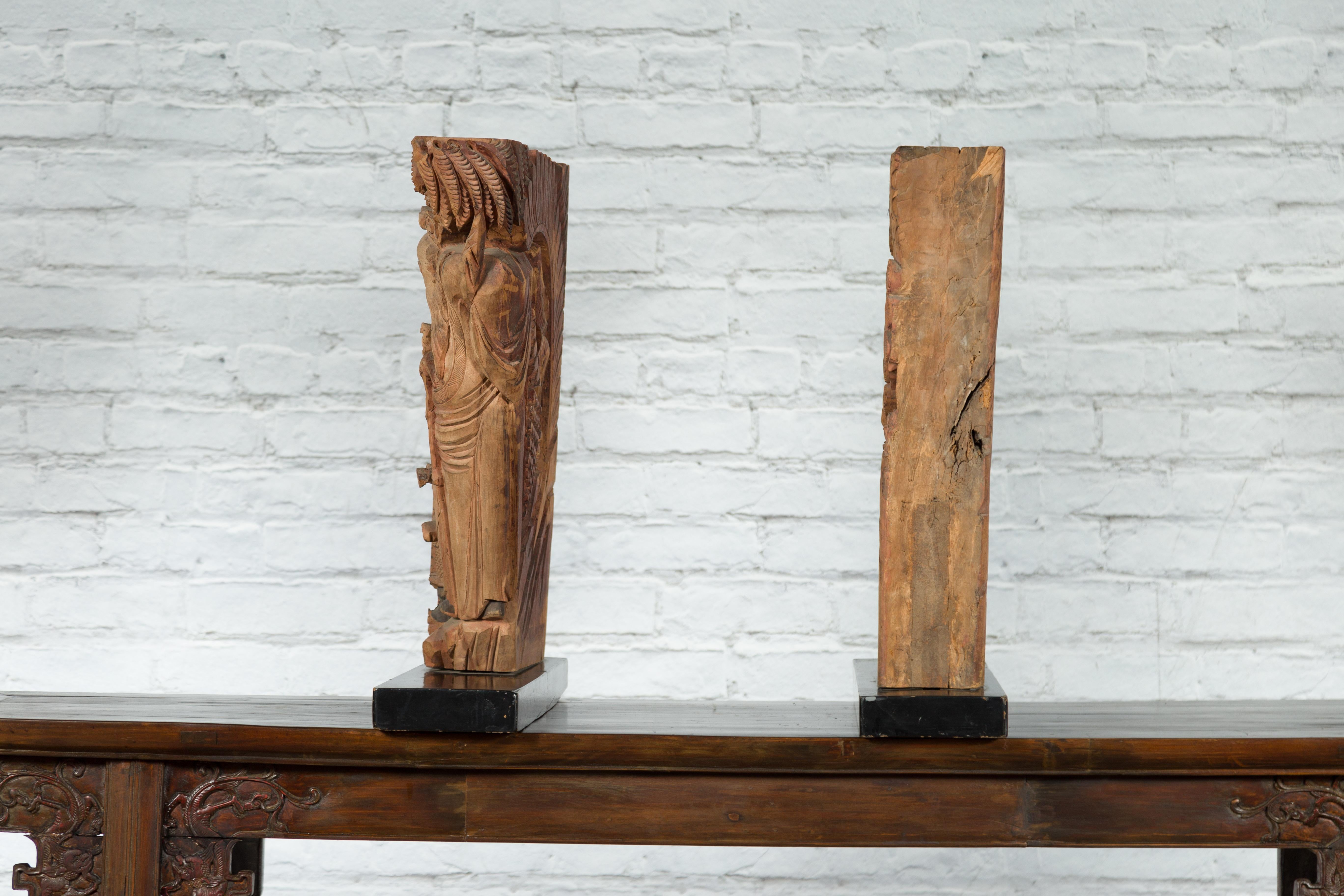 Pair of 19th Century Chinese Qing Dynasty Hand-Carved Wooden Temple Corbels For Sale 17