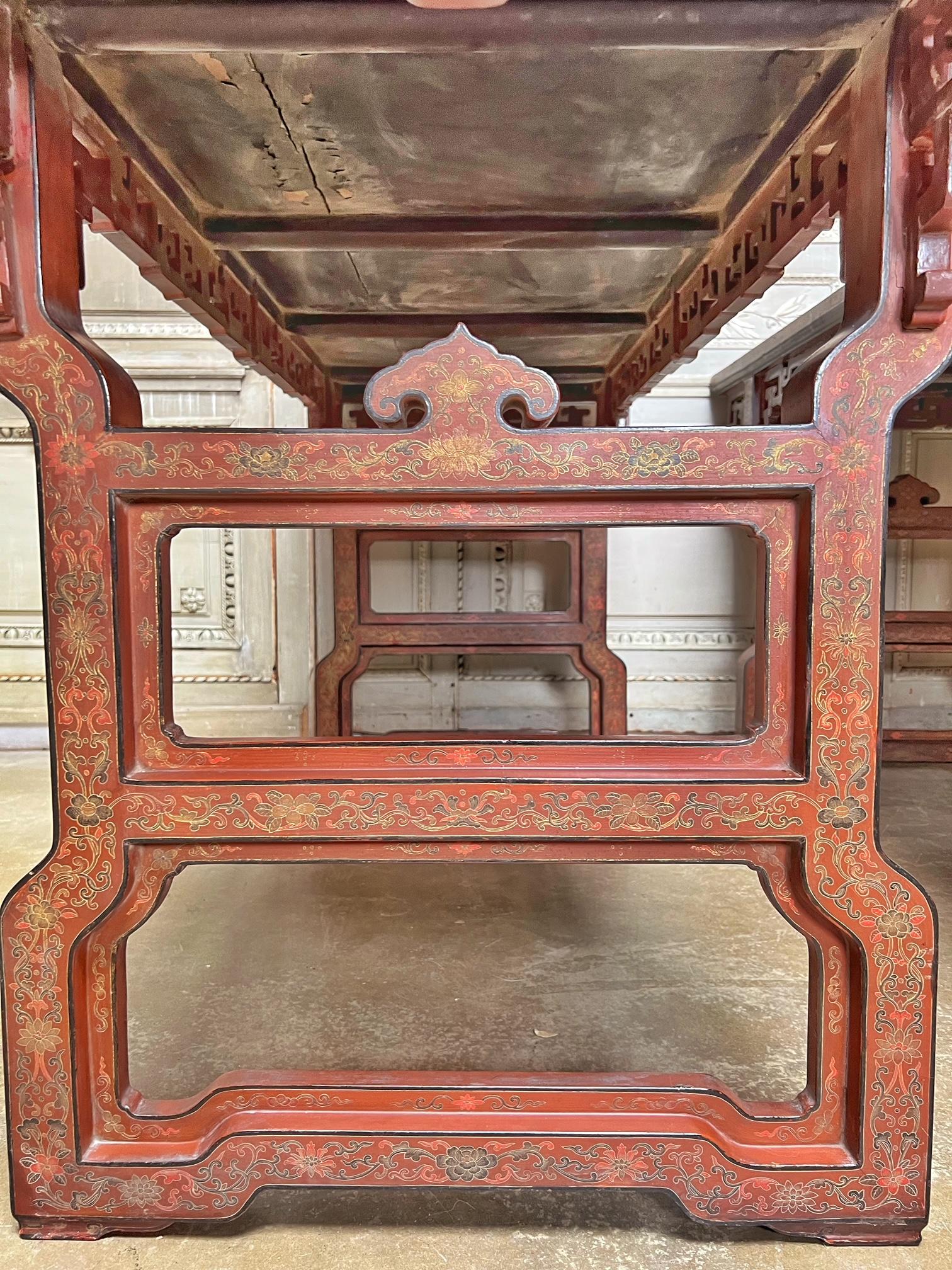 Carved Pair of 19th Century Chinese Red Lacquered Tables For Sale