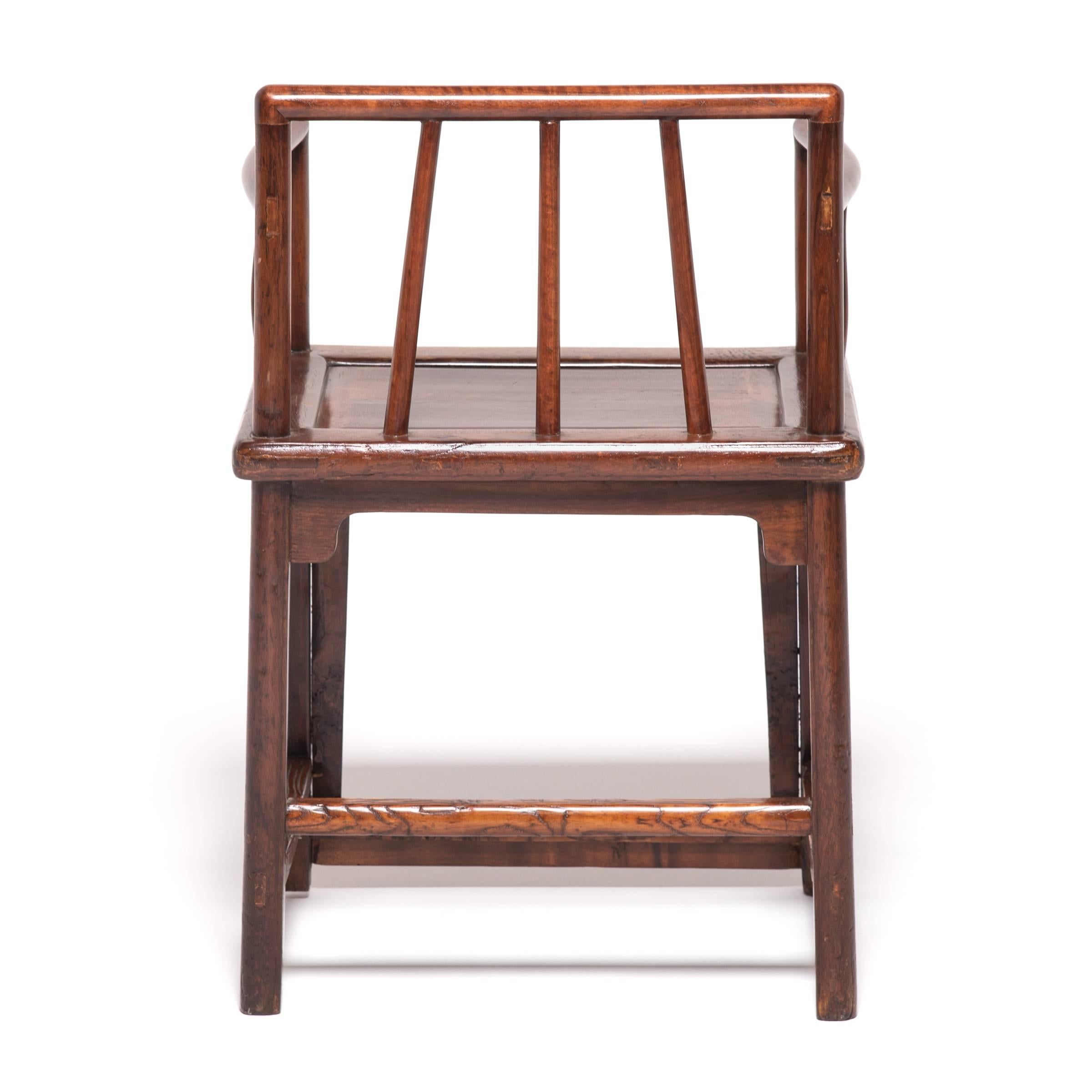 Paire de fauteuils chinois à dossier fuseau, vers 1850 en vente 2