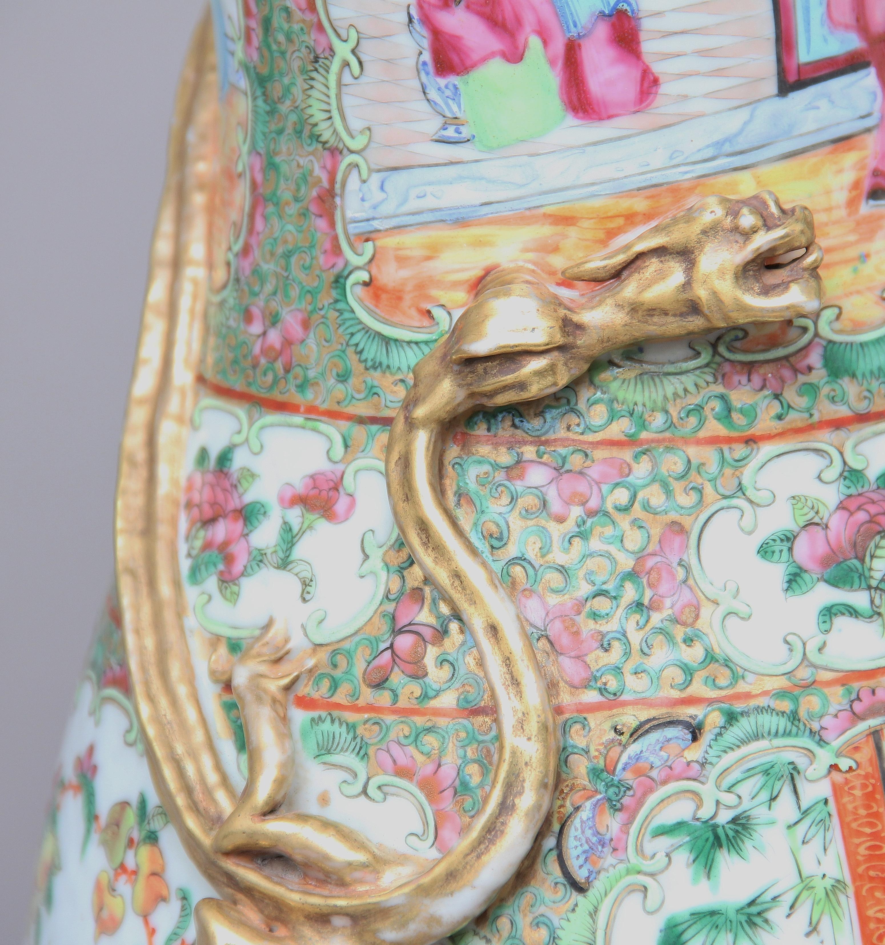 Paire de vases chinois du XIXe siècle en vente 4