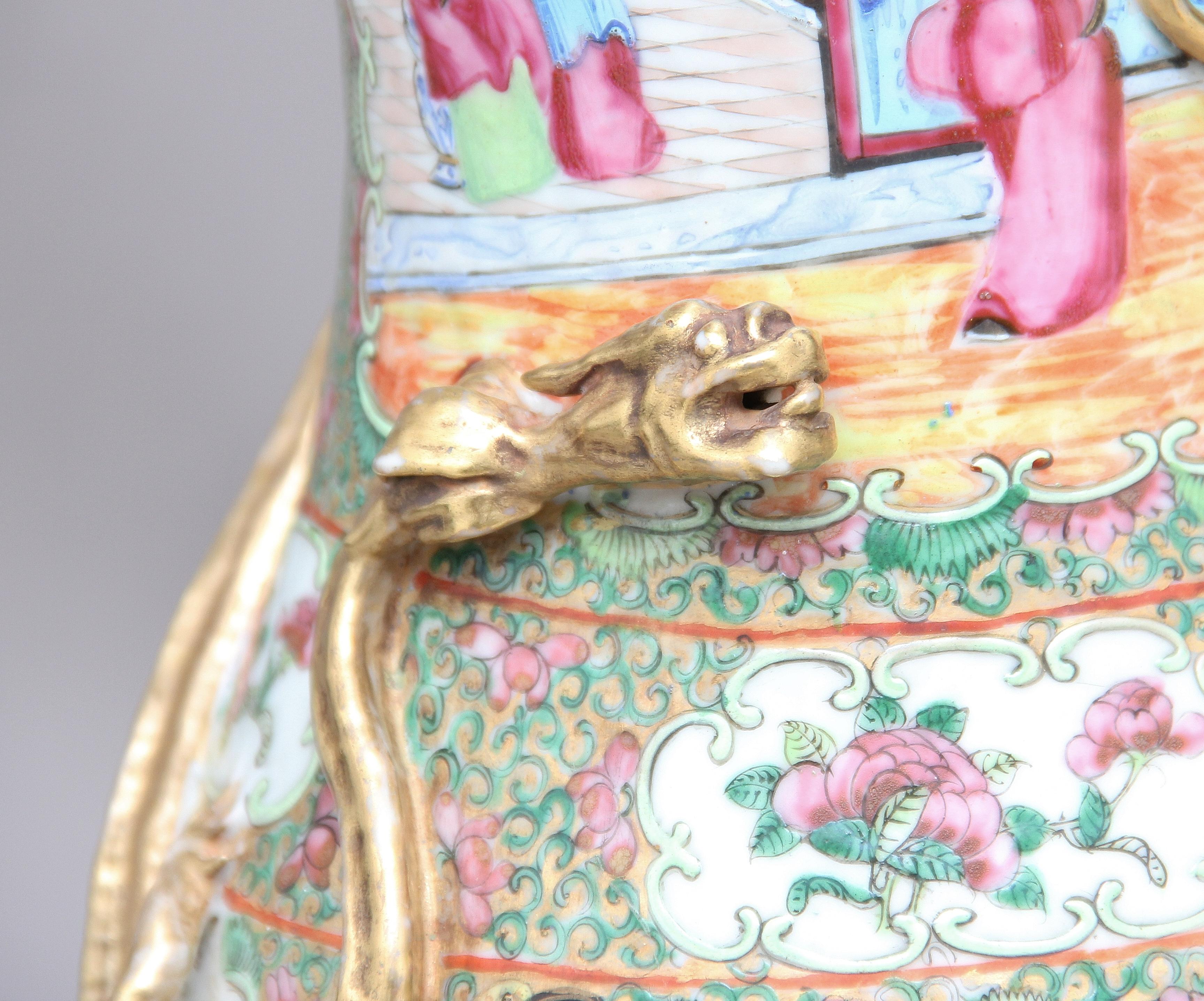 Paire de vases chinois du XIXe siècle en vente 3