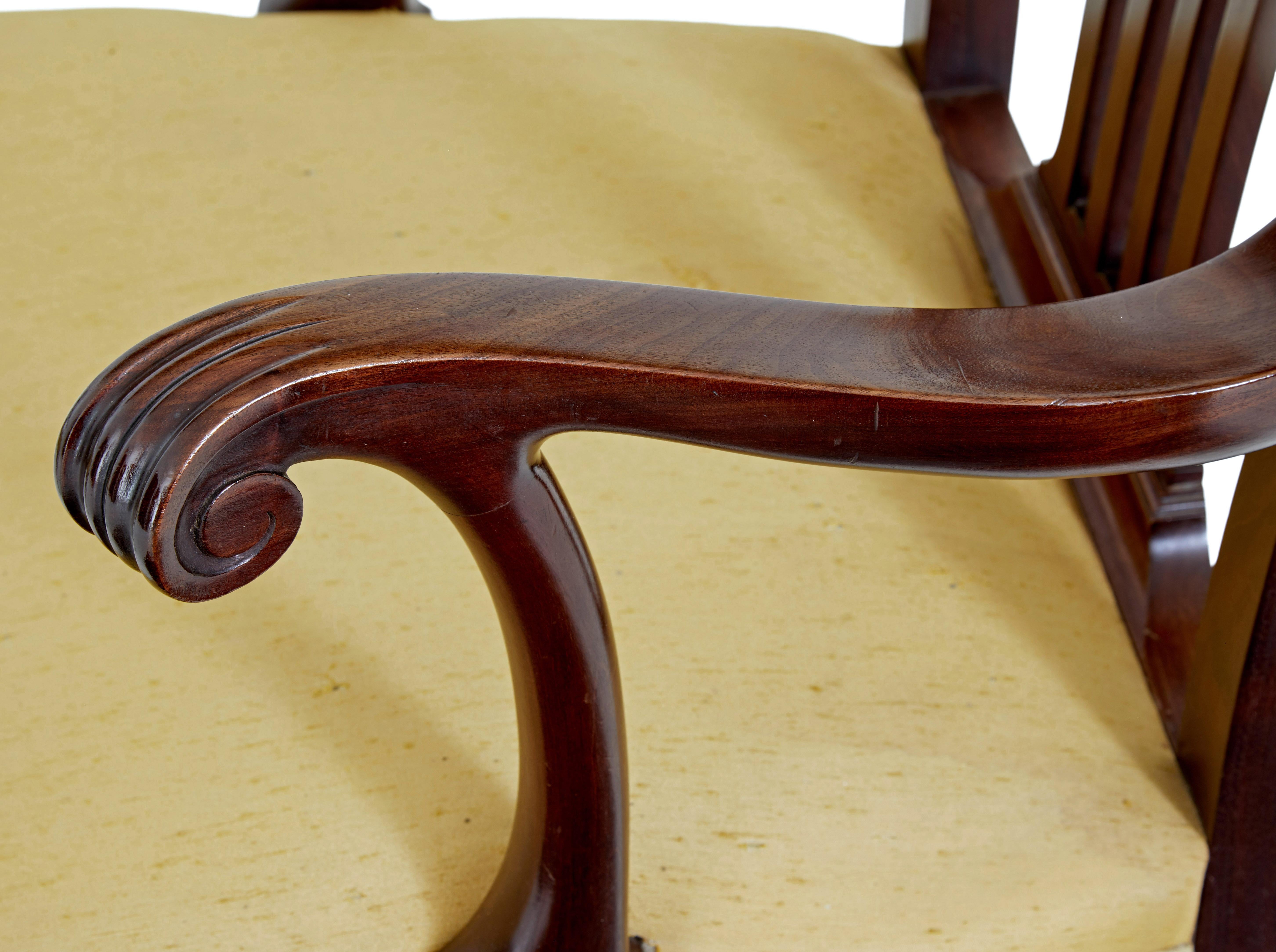 Pair of 19th century chippendale design mahogany armchairs Bon état - En vente à Debenham, Suffolk