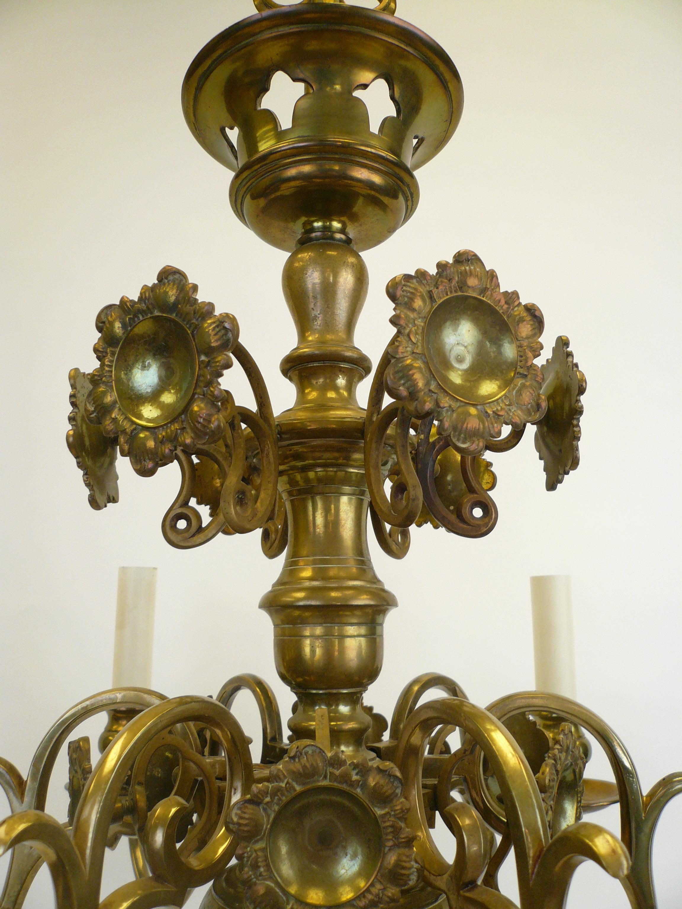 Pair of 19th Century Classic Dutch Baroque Style Brass Six-Light Chandeliers In Excellent Condition In Pittsburgh, PA
